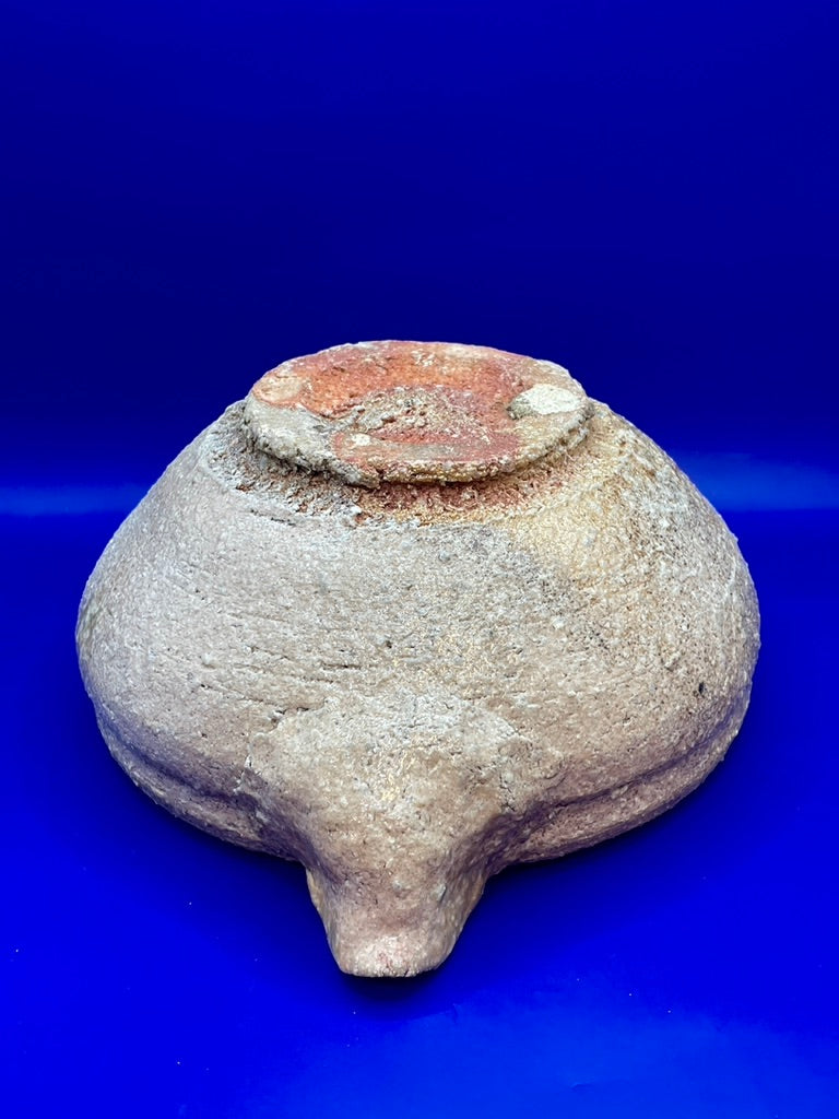 Large katakuchi, pouring bowl, chirimen kodai, Shigaraki yaki, unglazed woodfired stoneware, feldspar inclusions S049