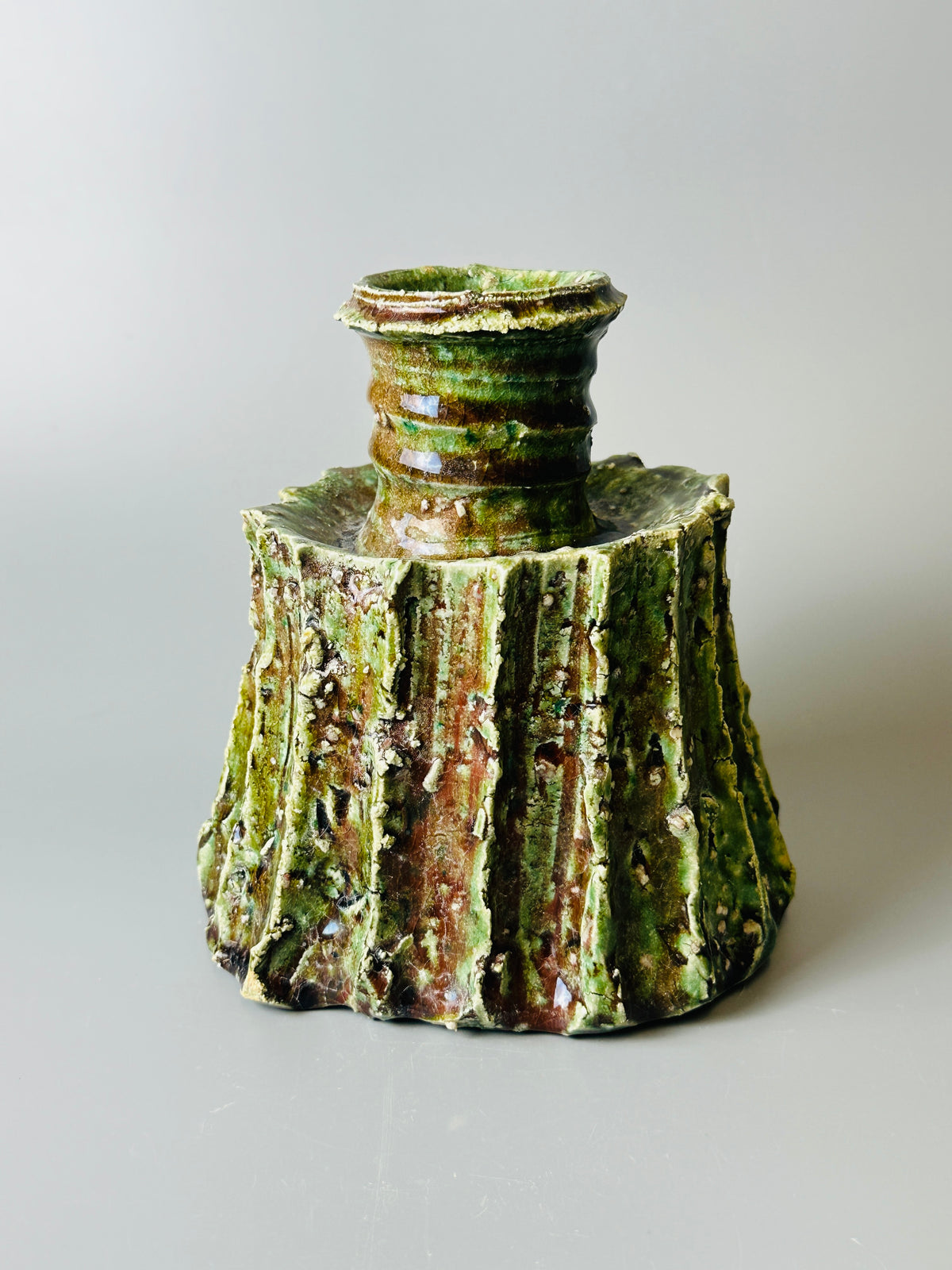 Shiga-Oribe hanaire bottle vase A350