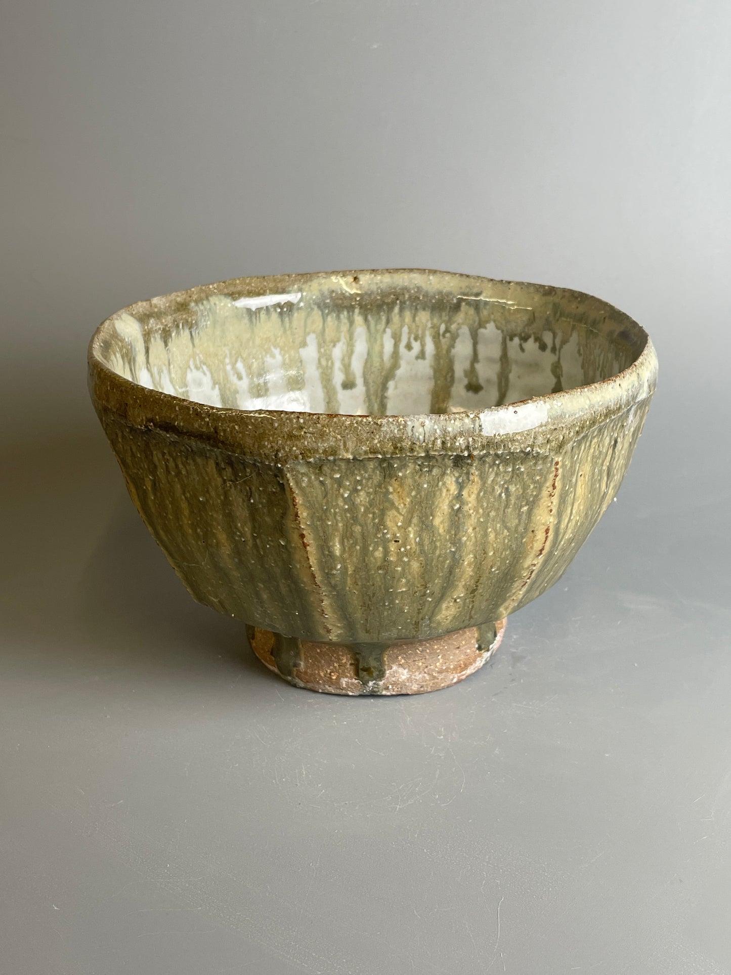 Bowl, faceted, ash, nuka, T1241