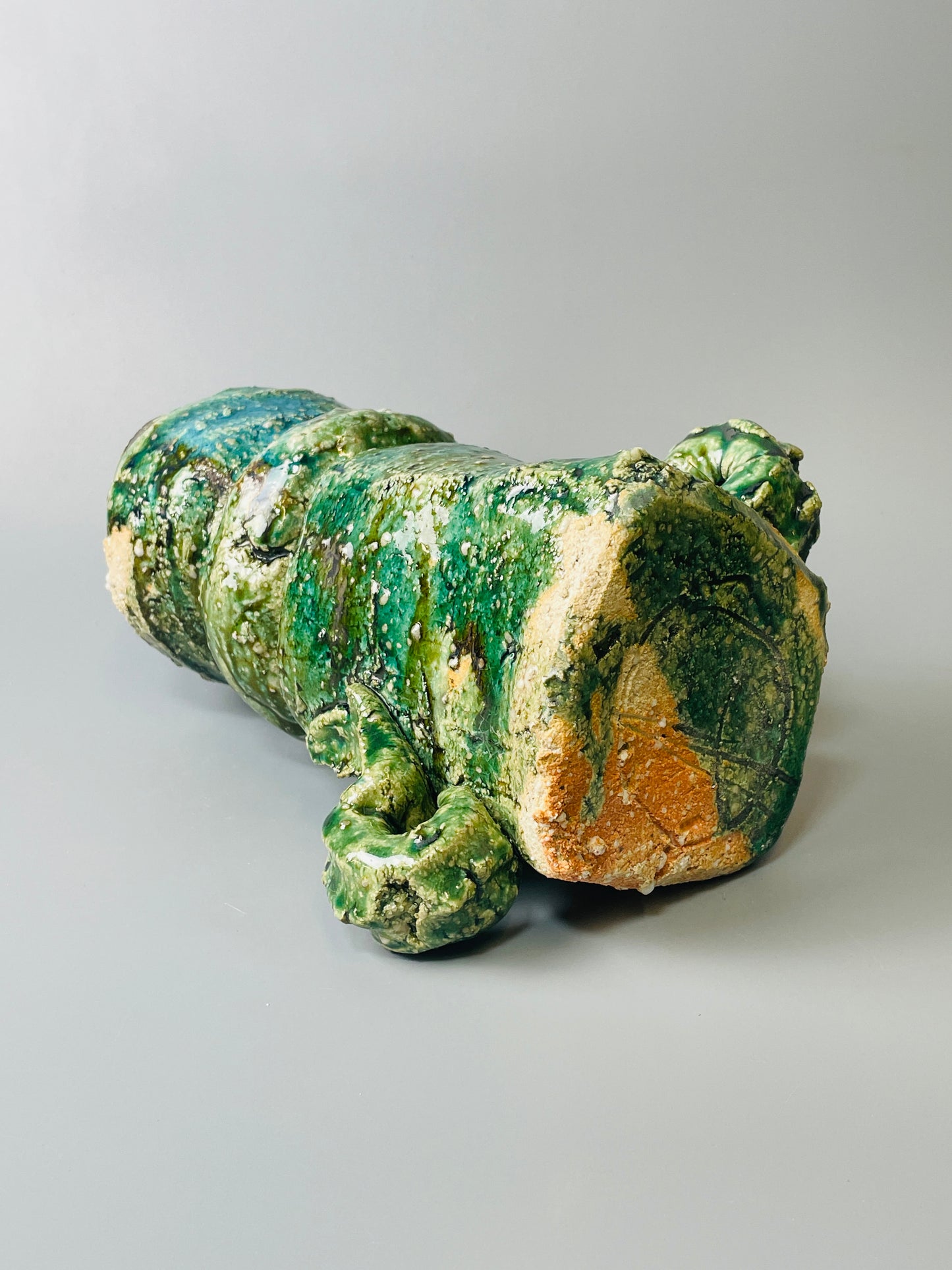 Shiga Oribe hanaire, side fired, inclusion body, needle ash, personal marks for AA, A098