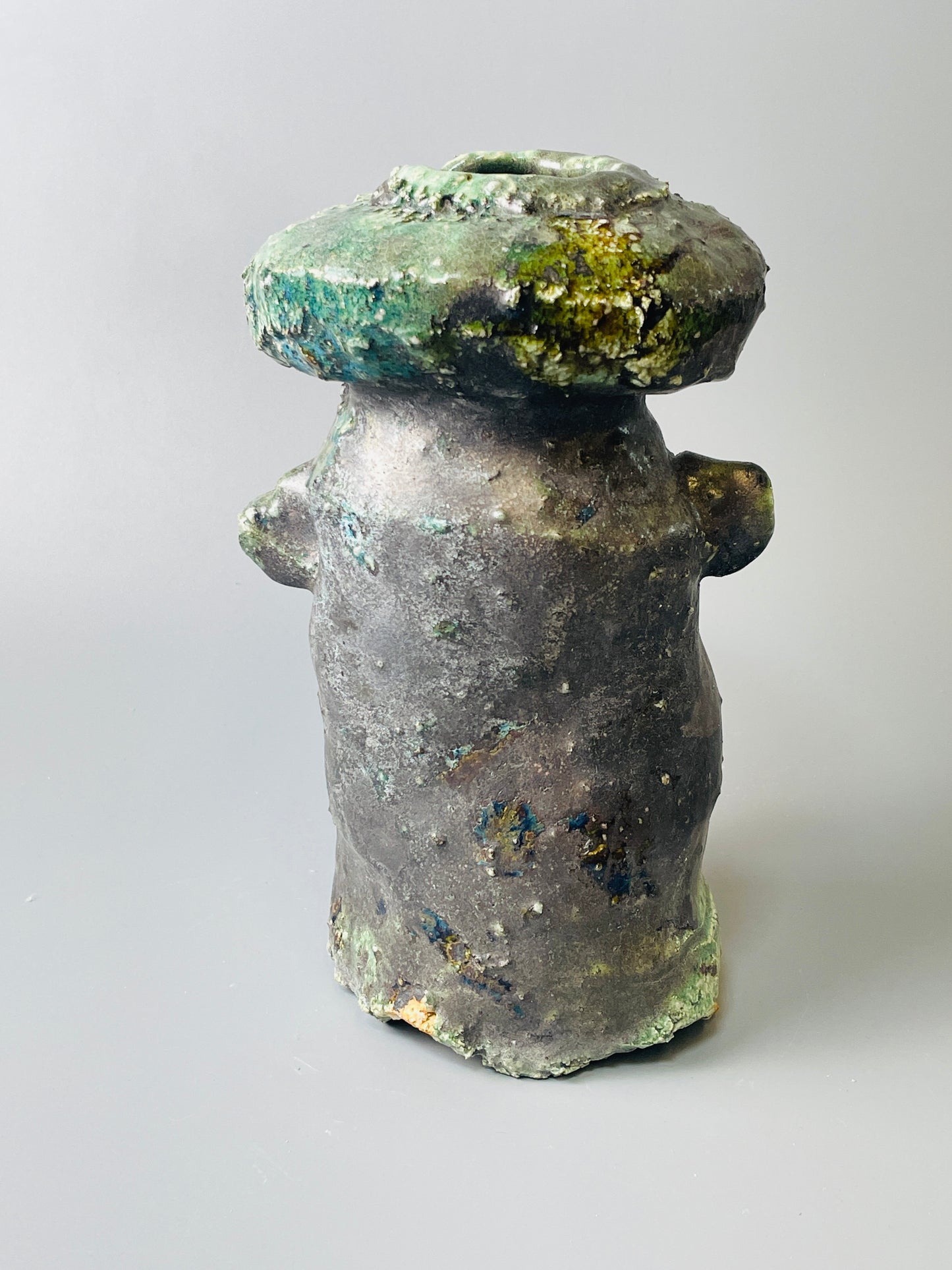 Shiga Oribe hanging kake hanaire, side fired, inclusion body, needle ash, personal marks for AA, A110