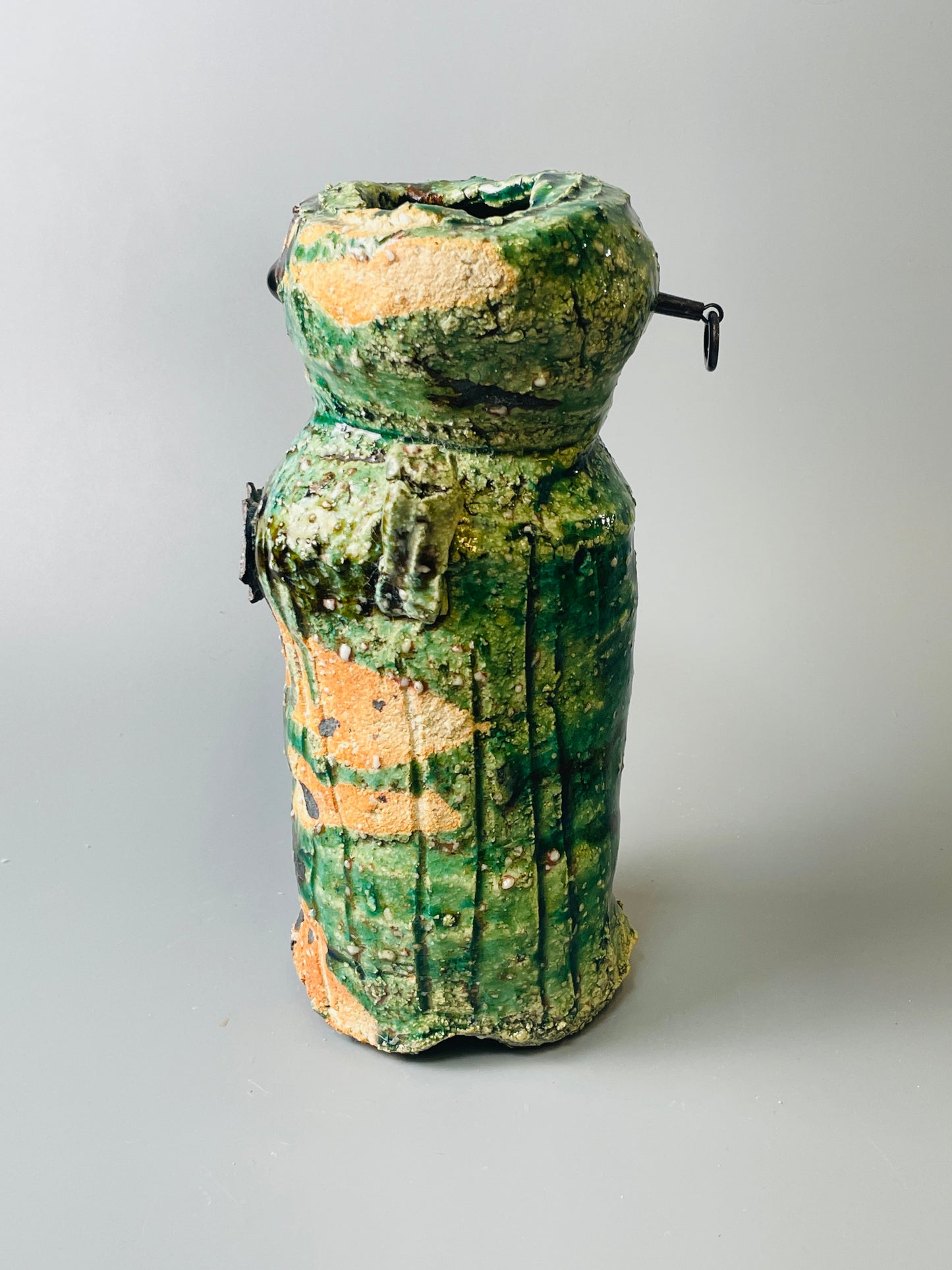 Shiga Oribe hanging kake hanaire, side fired, inclusion body, needle ash, personal marks for AA, A111