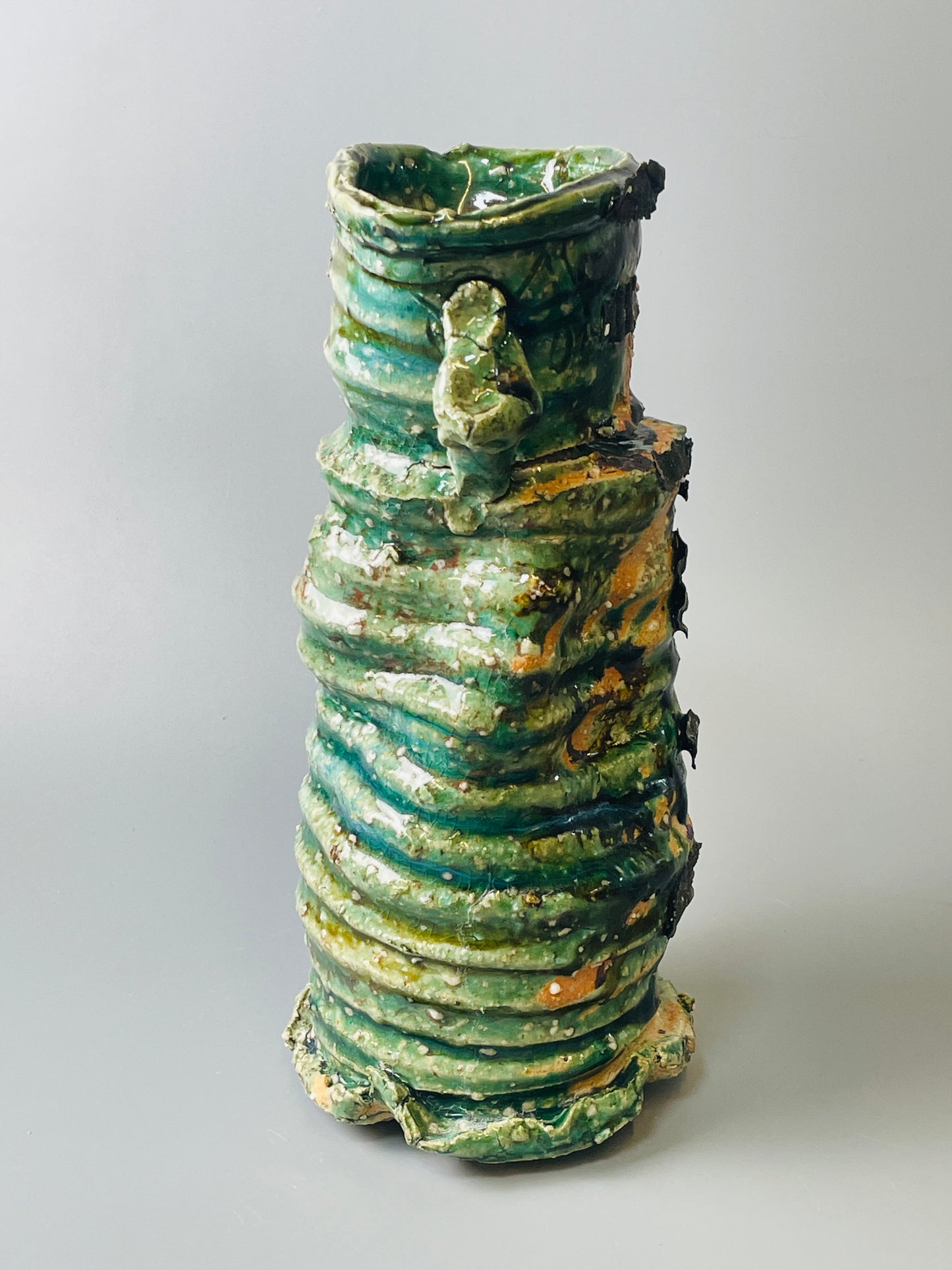 Shiga Oribe hanaire, side fired, inclusion body, needle ash, personal marks for AA, A122