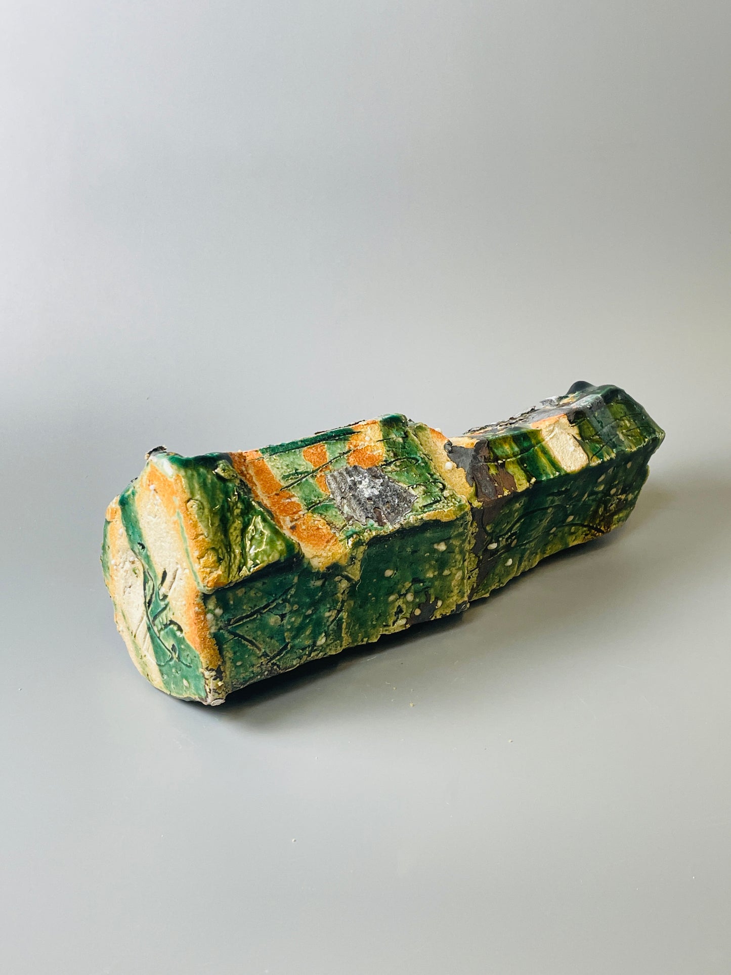 Shiga Oribe mentori hanaire, side fired, inclusion body, needle ash, personal marks for AA, A123