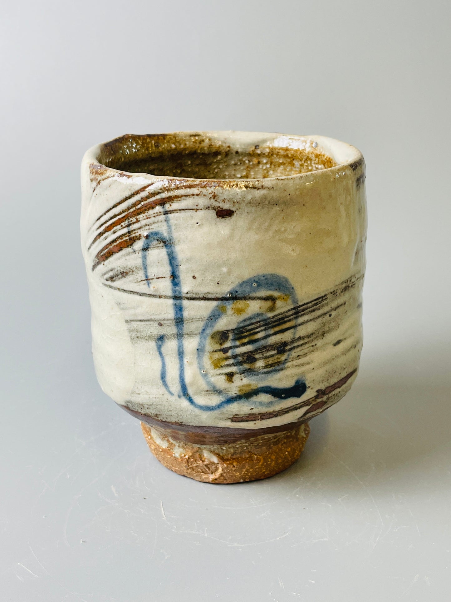 Yunomi, hakeme, cobalt, iron, T682