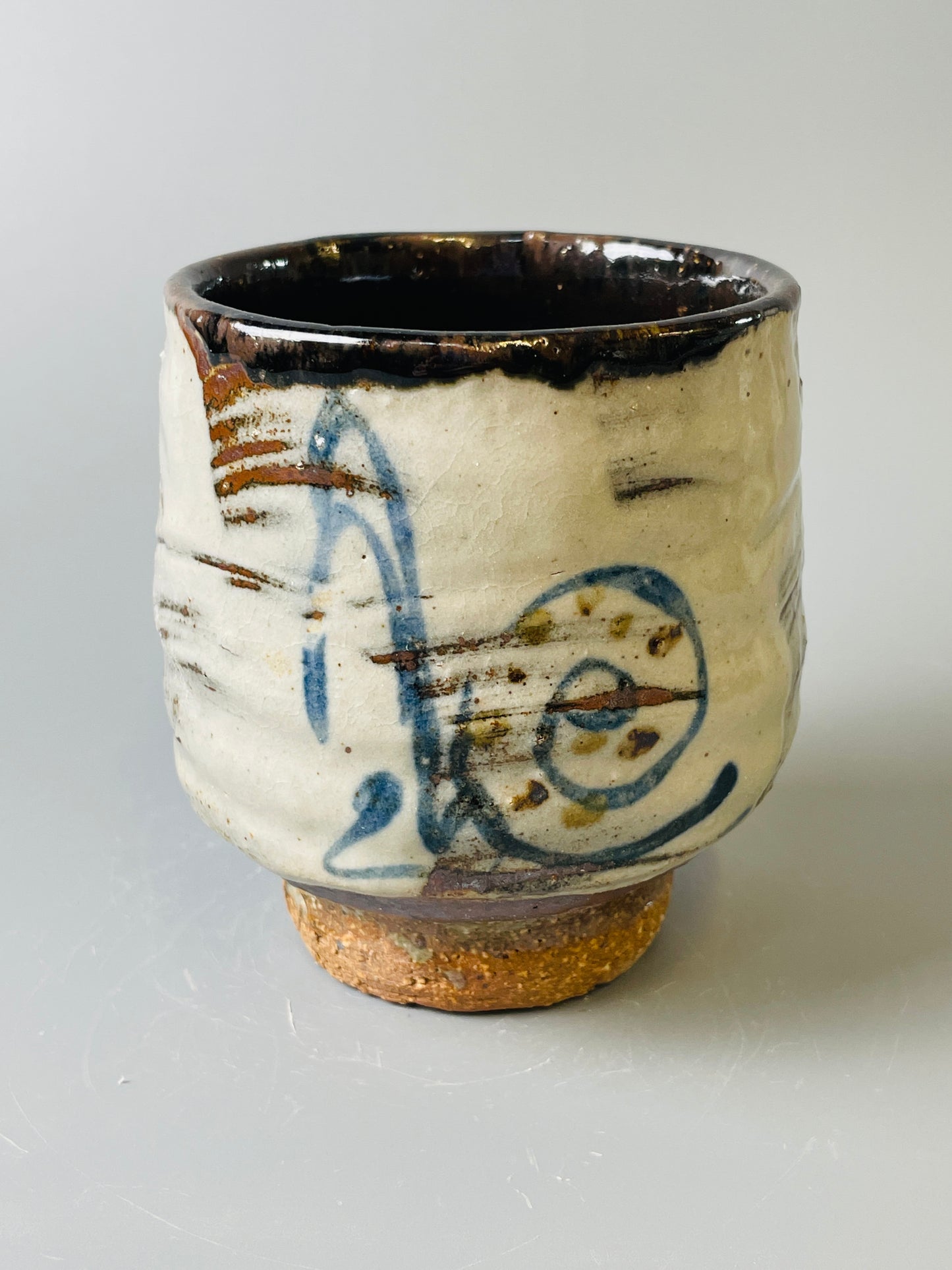 Yunomi, hakeme, cobalt, iron, T687