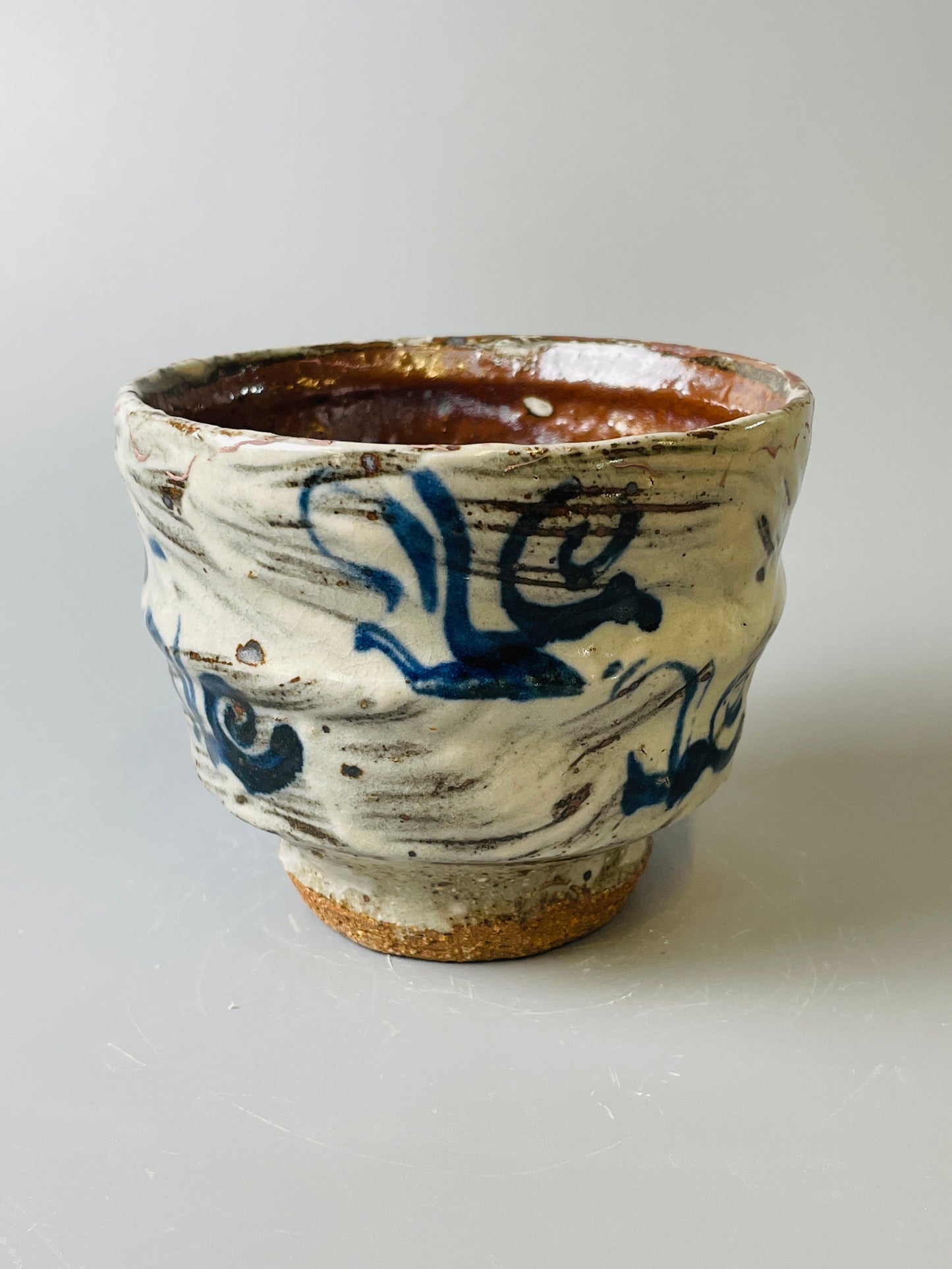 Yunomi, hakeme, cobalt, iron, T689