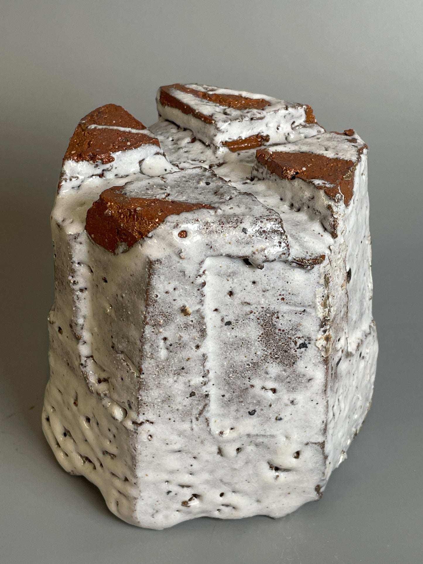 An Oni-Hagi cut sided container A228