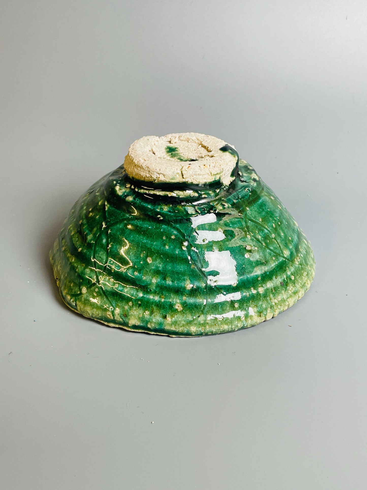 Aaron Angell for Troy Town, an oribe teabowl, feldspathic inclusions, A077