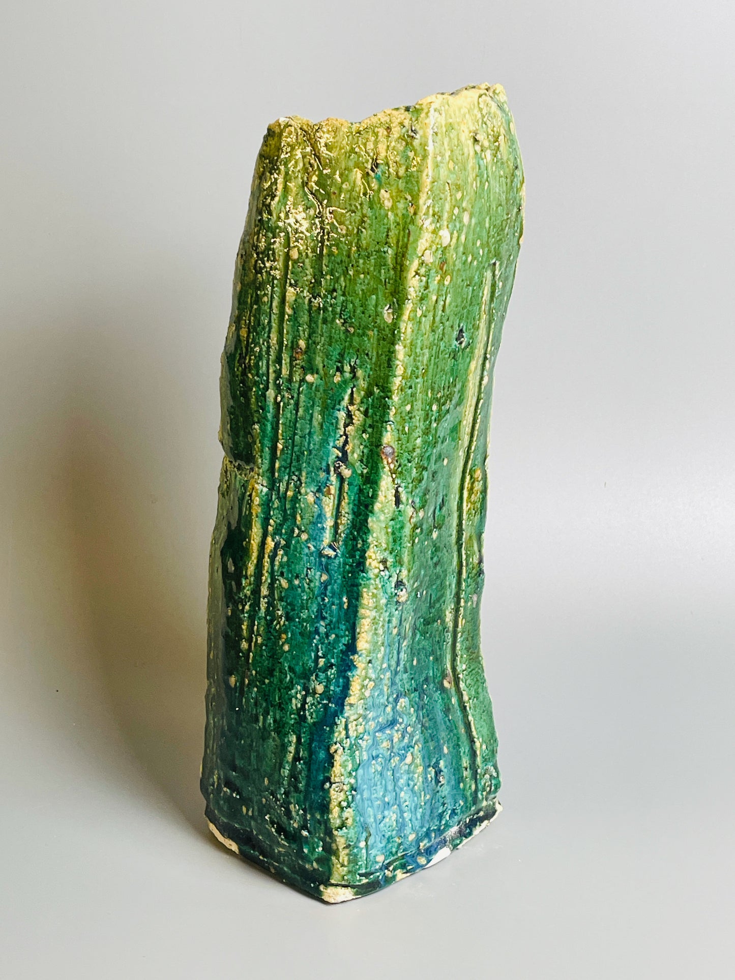 Aaron Angell for Troy Town, a large oribe mentori hanaire, feldspathic inclusions, A022