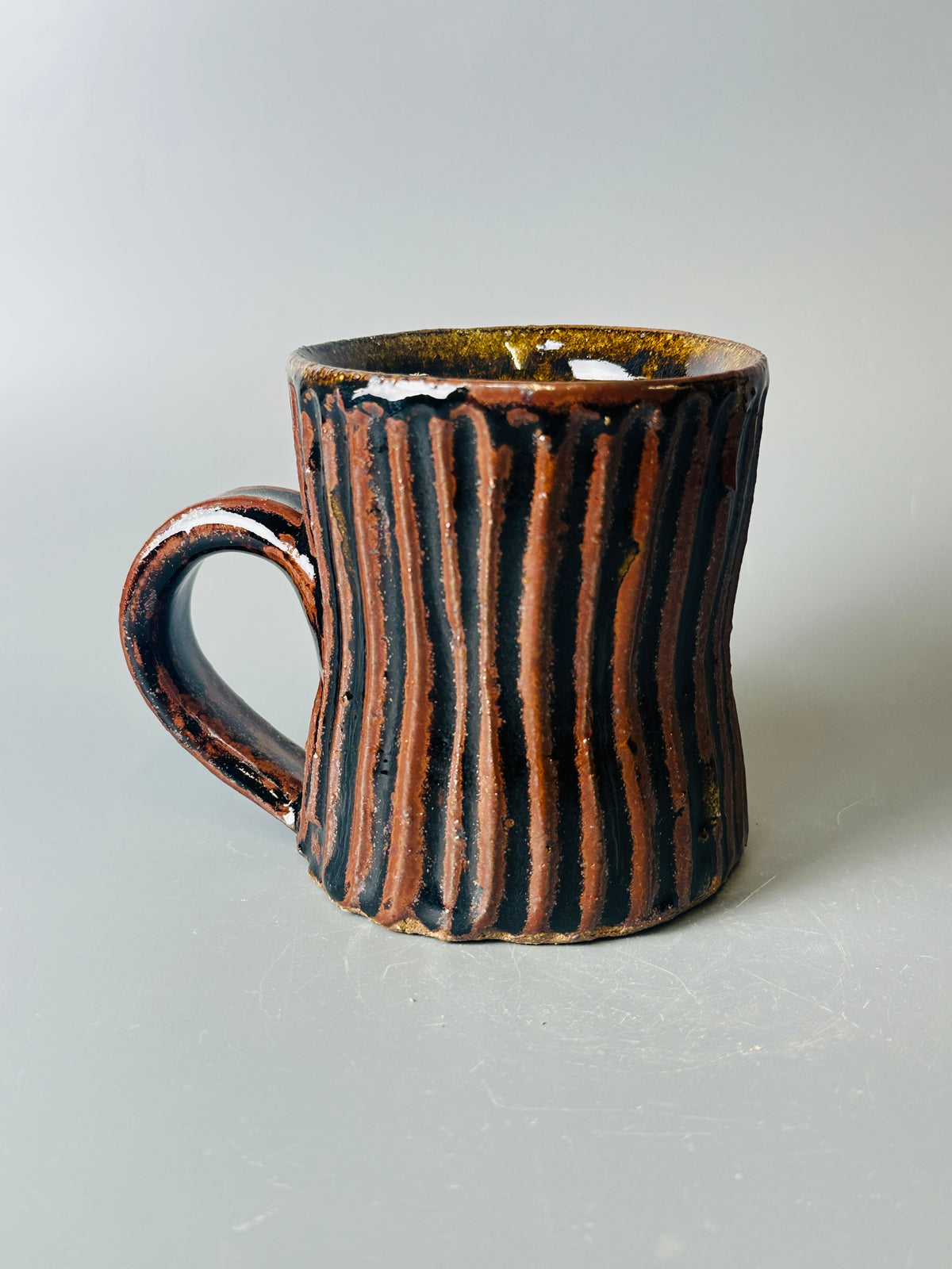 Mug, fluted, temmoku T1635