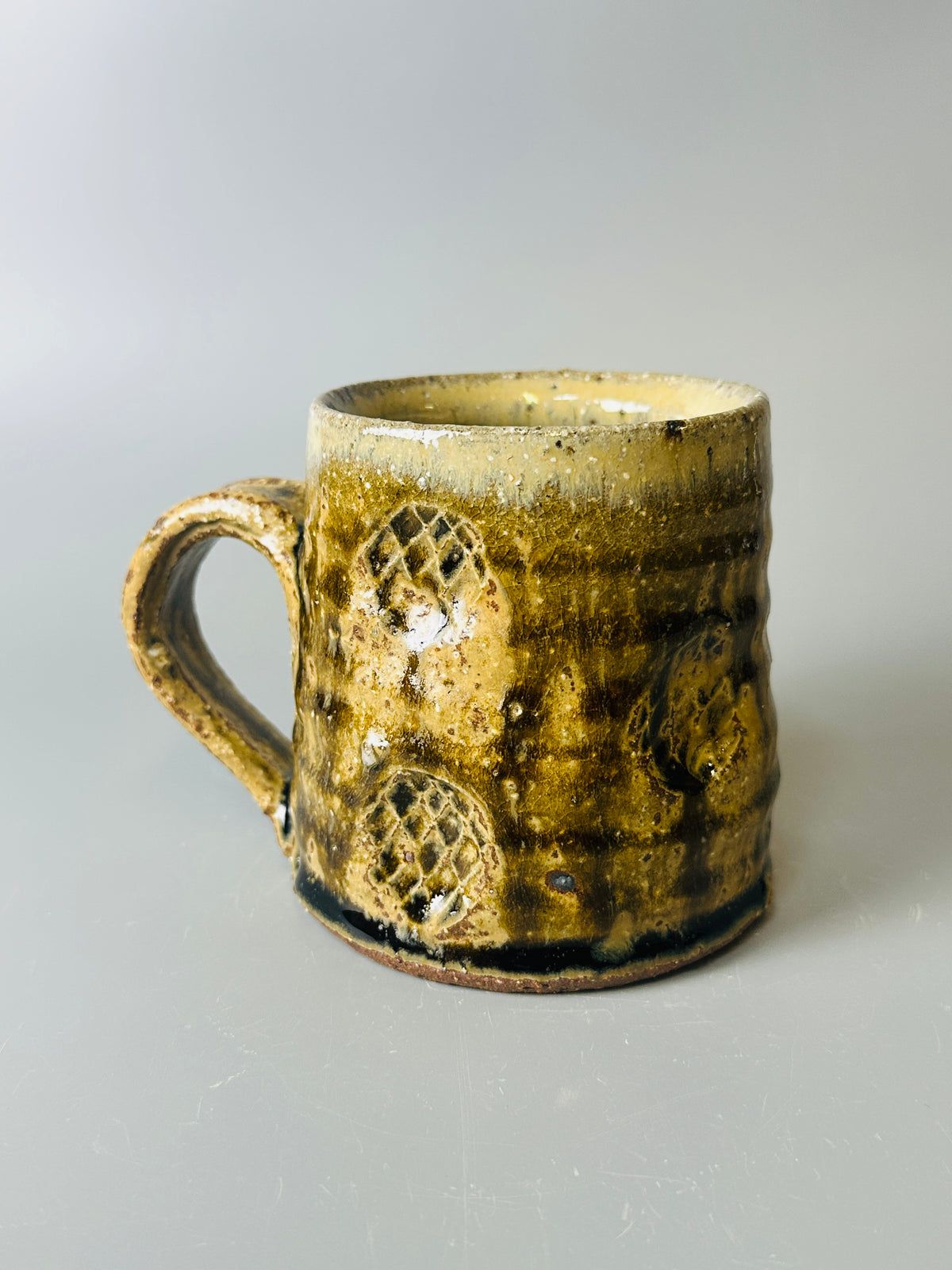 Mug, stamped, cherry ash, nuka, T1656