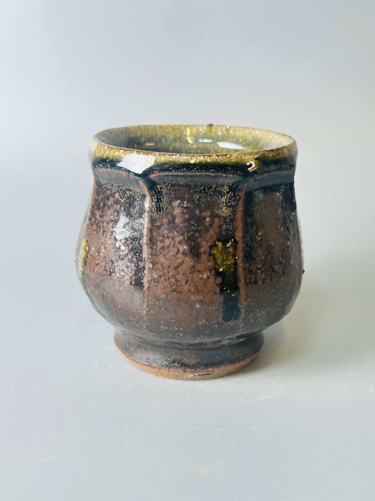 Yunomi, faceted, jian, nuka, T1663