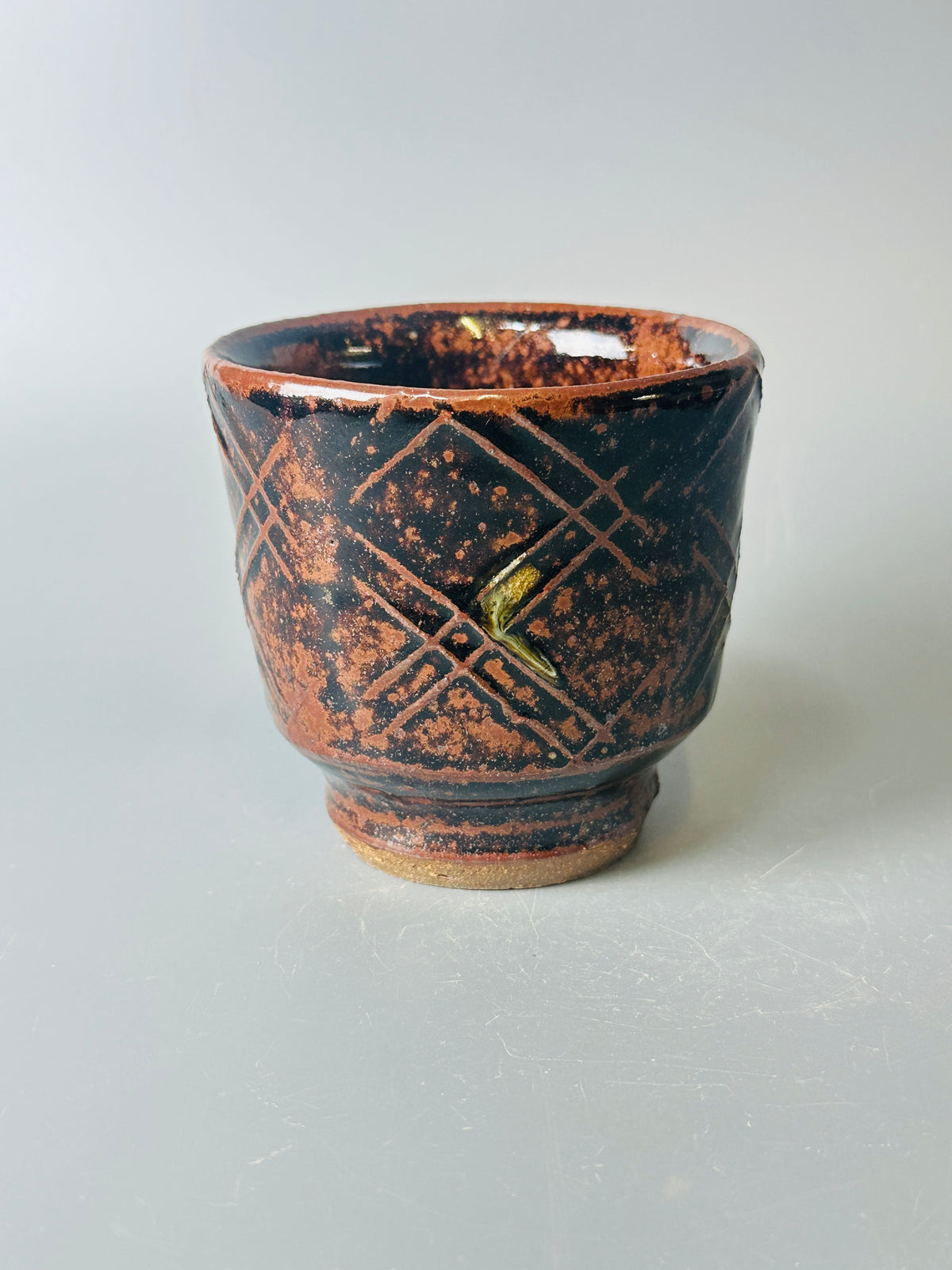 Yunomi, paddled, temmoku T1667