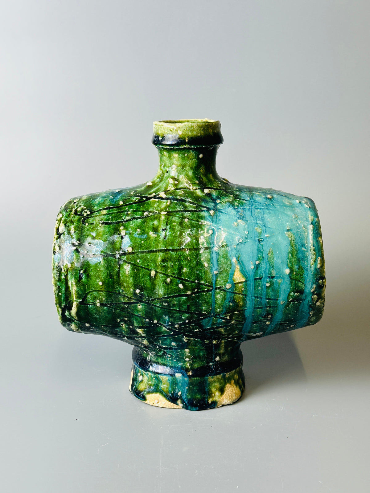 Shiga-Oribe hanaire cocoon flower vase A344