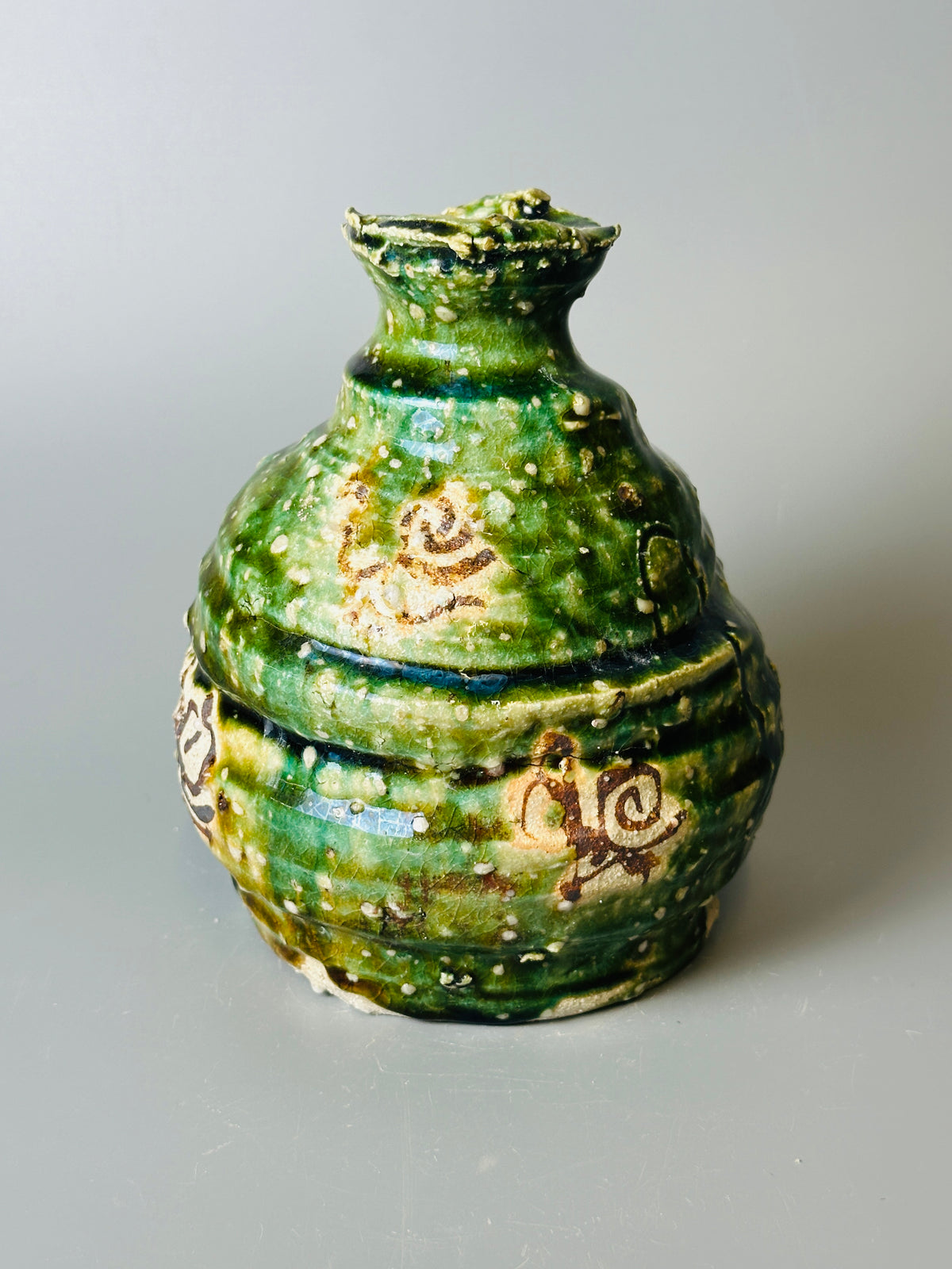 Shiga-Oribe hanaire bottle vase A362
