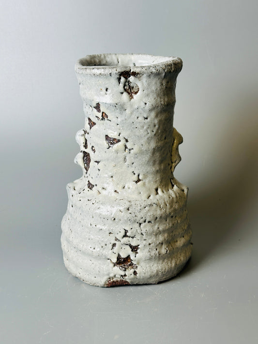 Oni-hagi hanaire flower vase A370