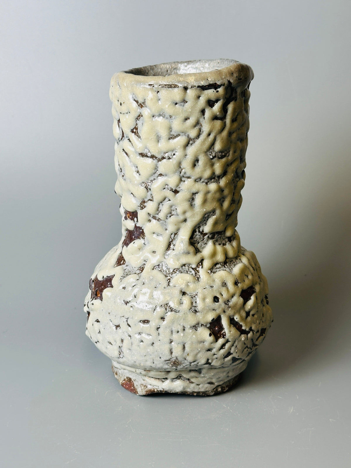 Oni-hagi hanaire flower vase A371
