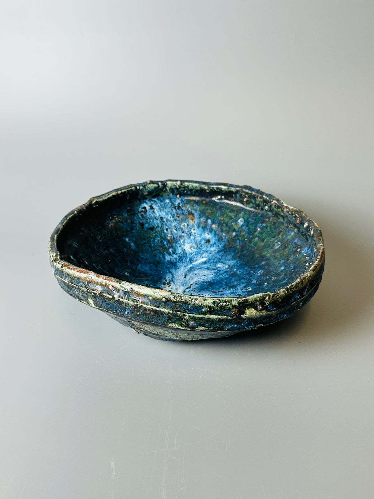 Shiga-oribe medium sized shallow bowl A400