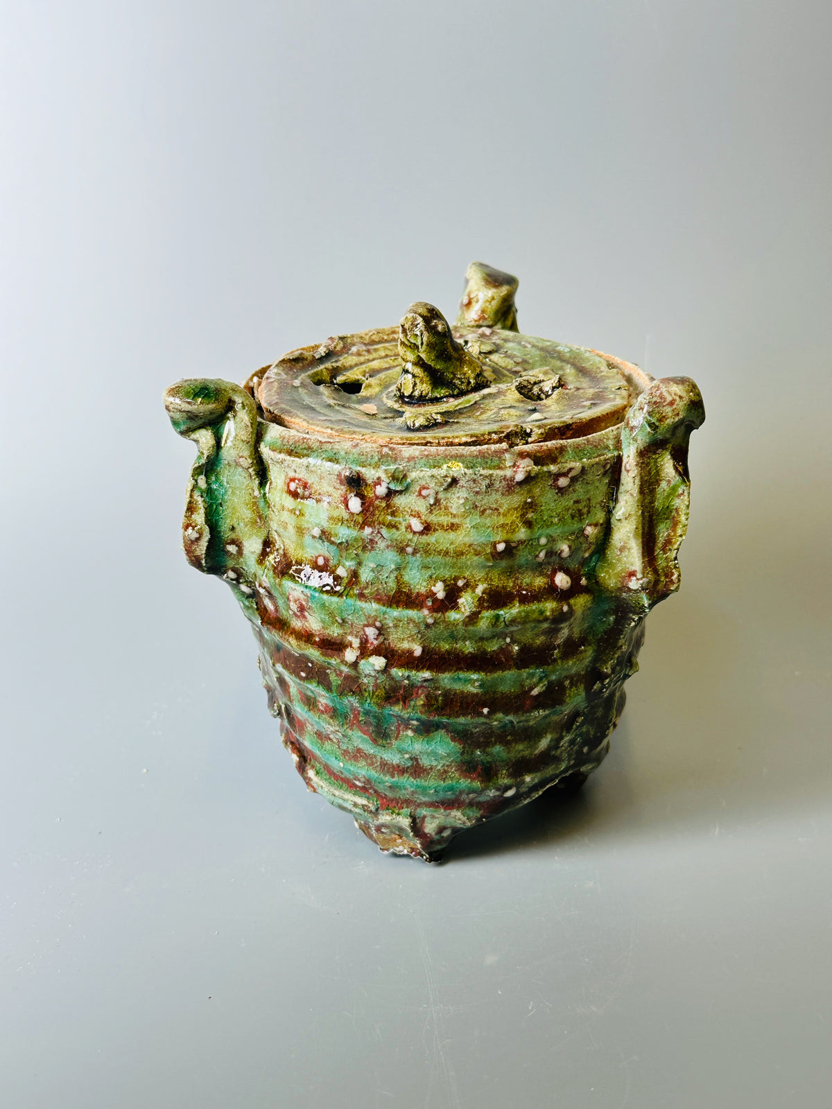 Shiga-Oribe incense burner for cones A283