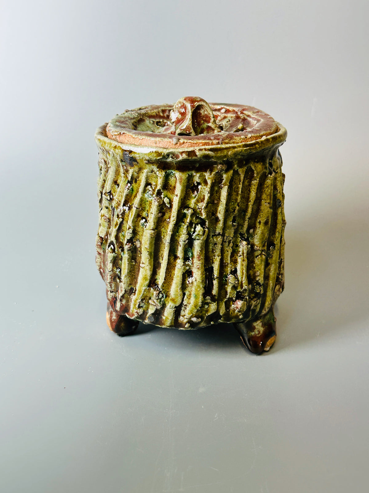 Shiga Oribe incense burner for cones A286
