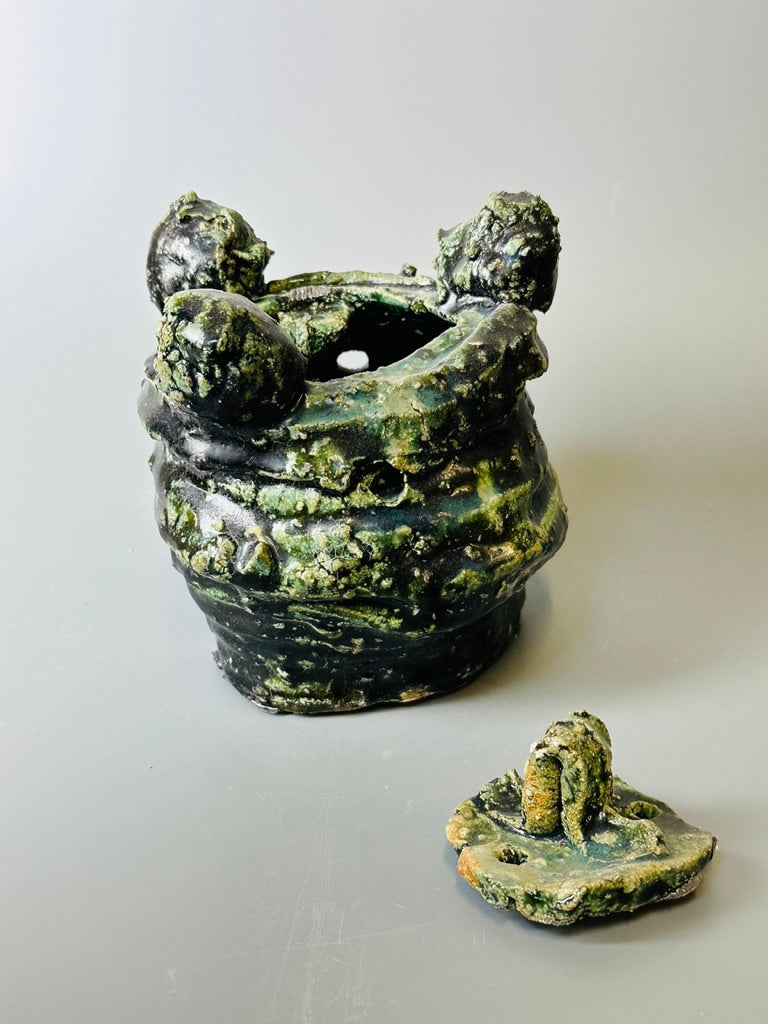 Shiga-Oribe lidded incense burner for cones A282