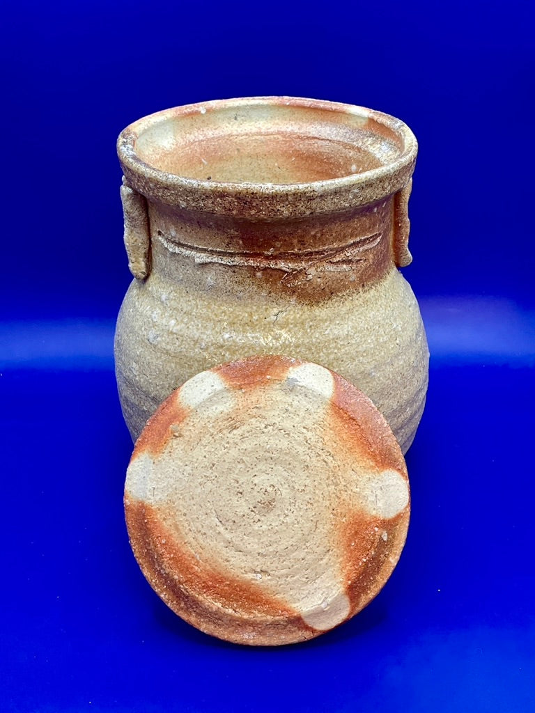 Large lugged storage vase, mizusashi, Shigaraki yaki, unglazed woodfired stoneware, feldspar inclusions S054