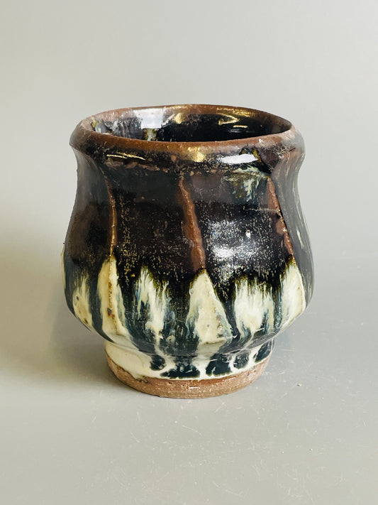 Yunomi, faceted, jian, nuka, T1066