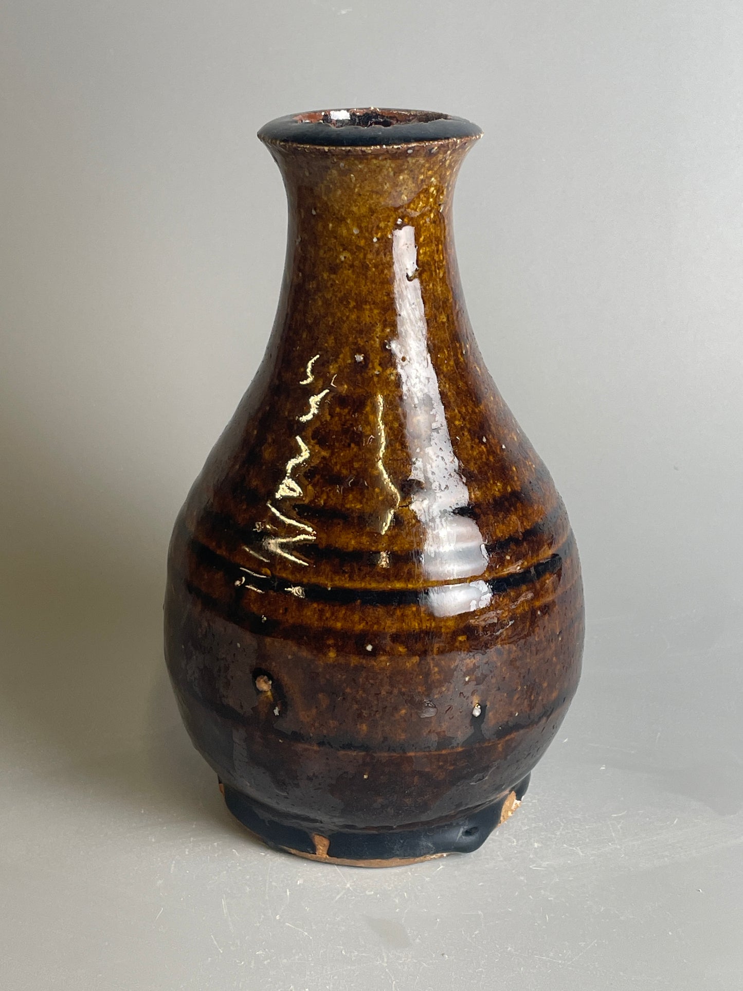 Small bottle vase, ame, T1199