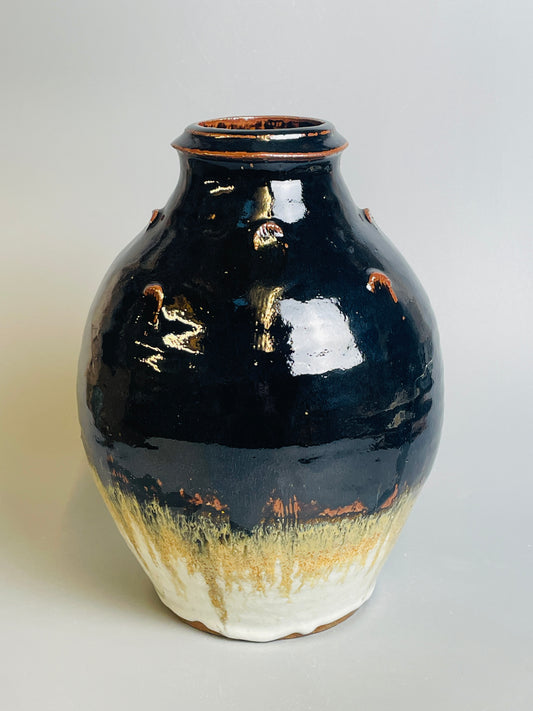Large bottle vase, temmoku, nuka, T1272