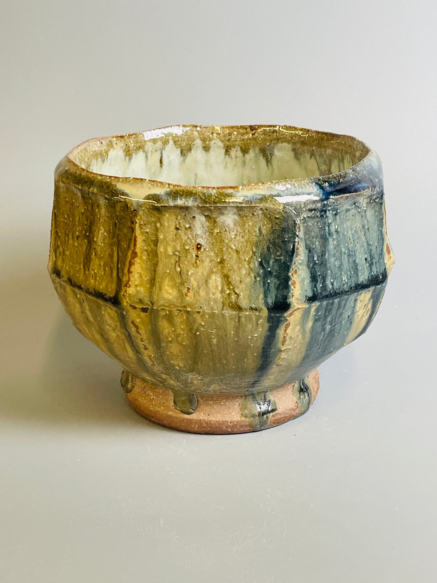 Bowl, faceted, ash, blue ash, T1304