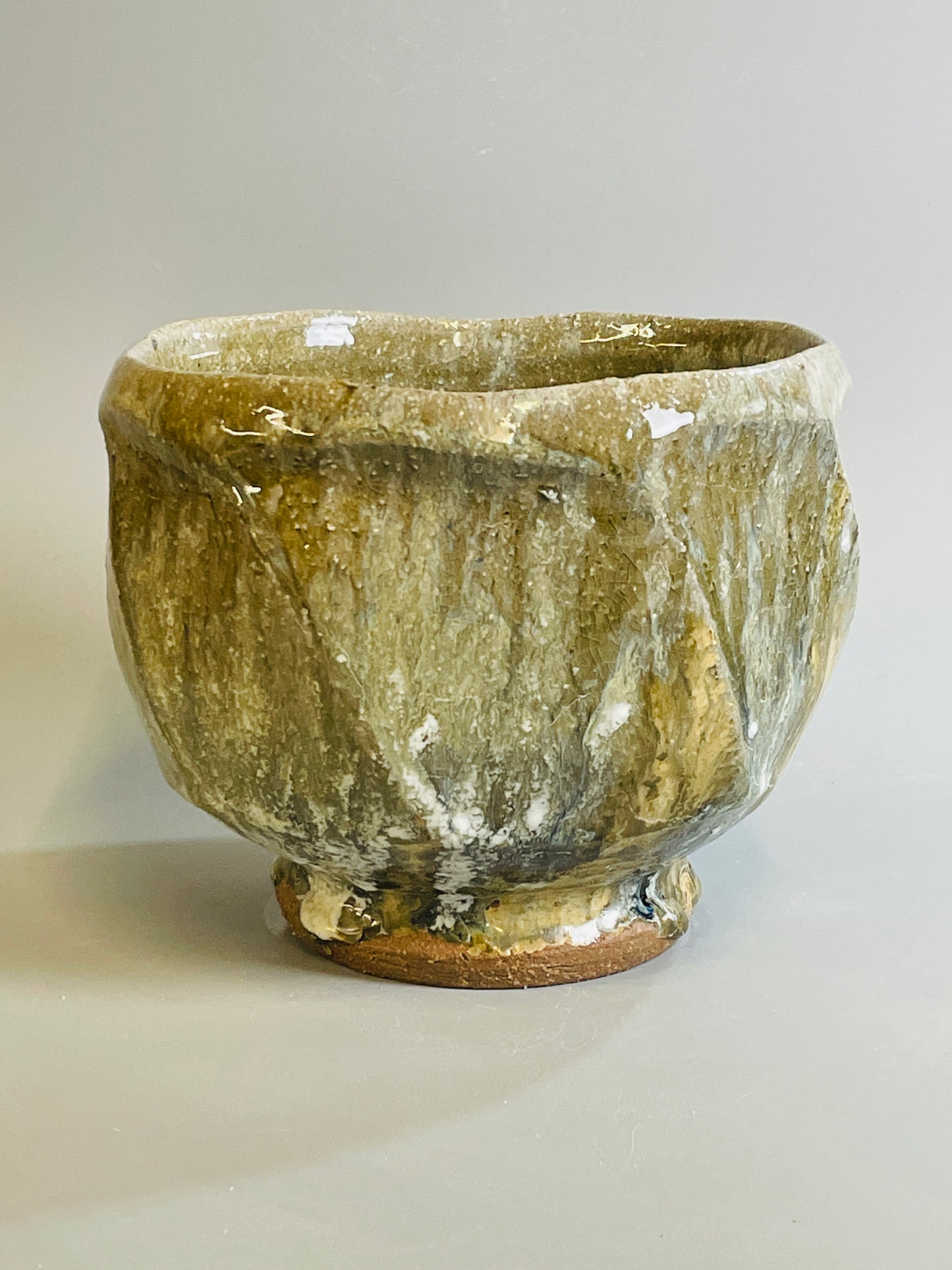 Large bowl, faceted, ash, nuka, T1348