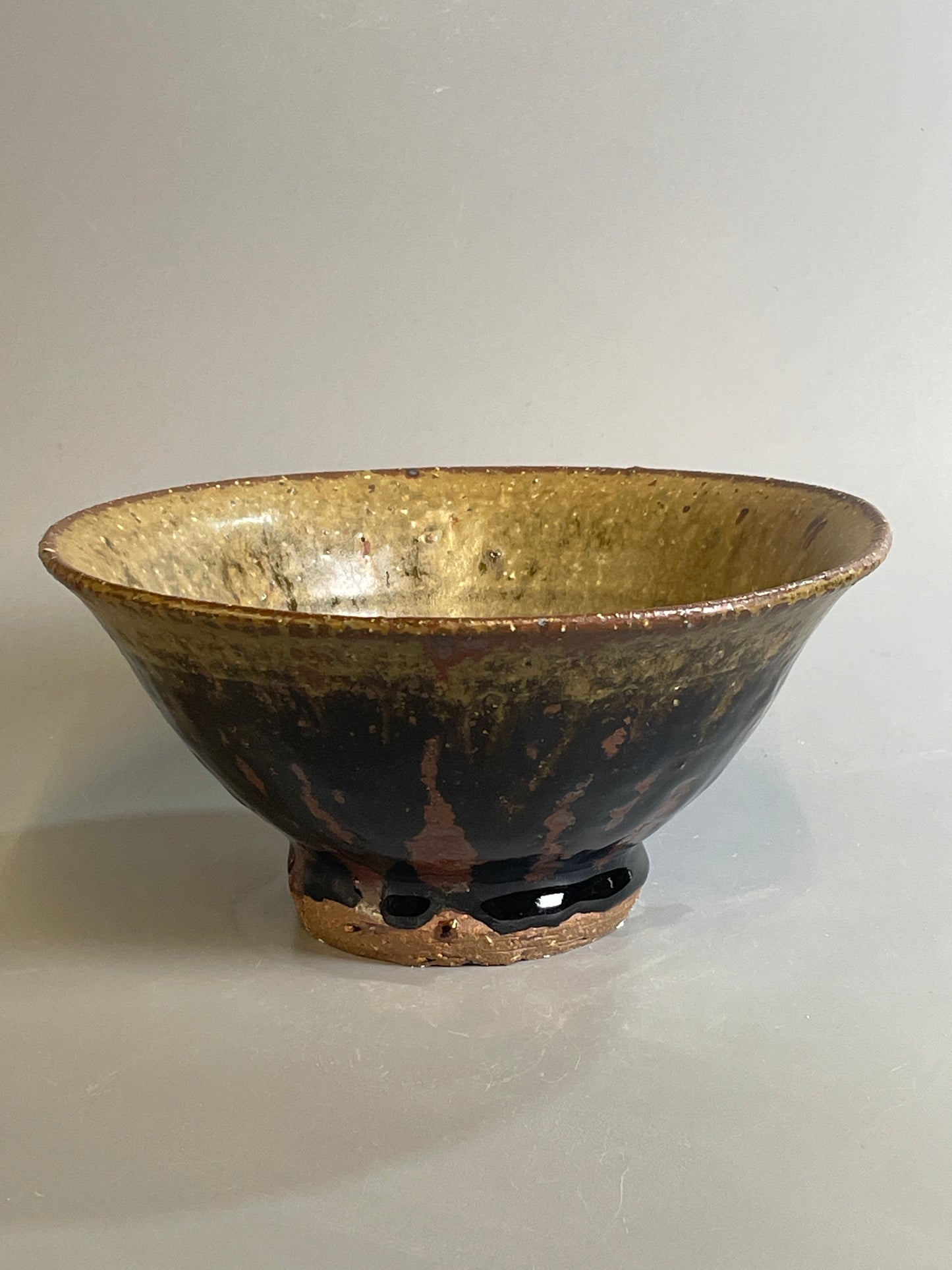Wide bowl, temmoku, ash, T1362