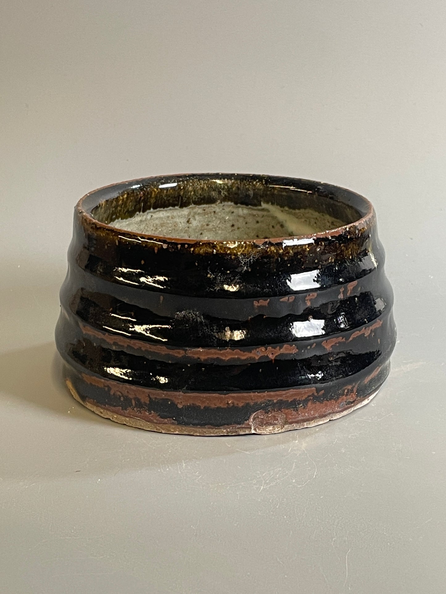 Small dog bowl, T1383