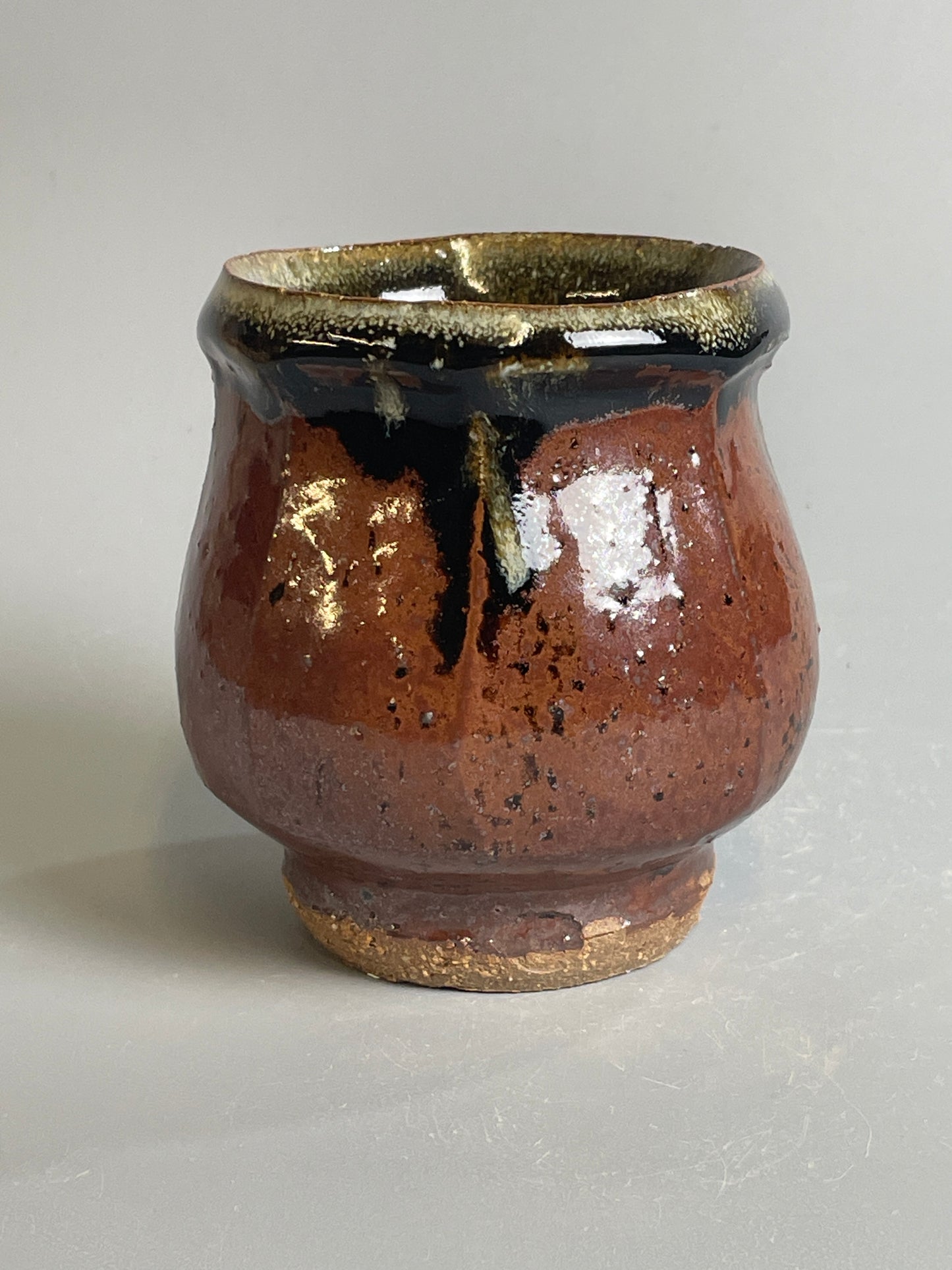 Yunomi, faceted, temmoku, nuka T1443