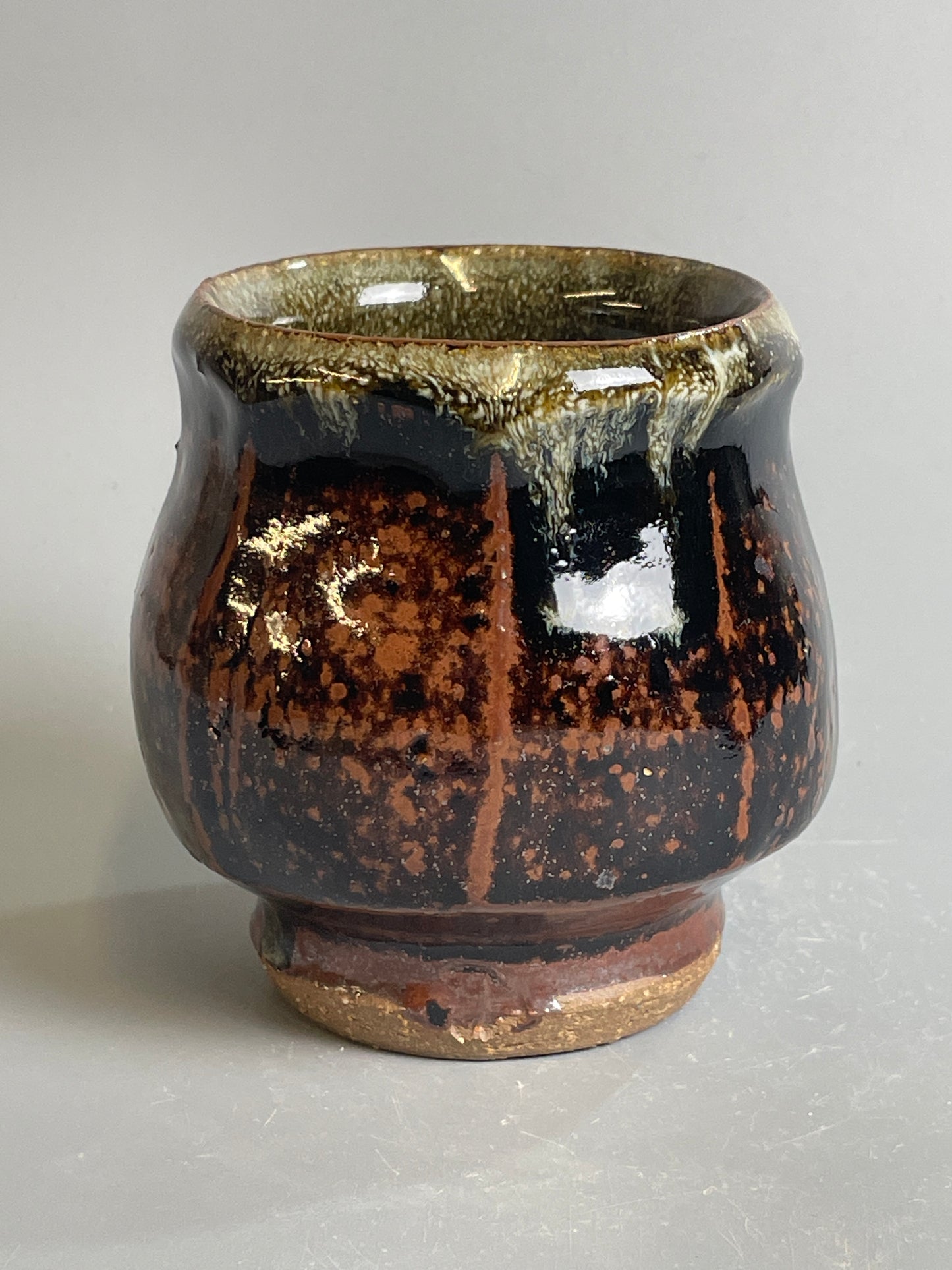 Yunomi, faceted, nuka, T1448