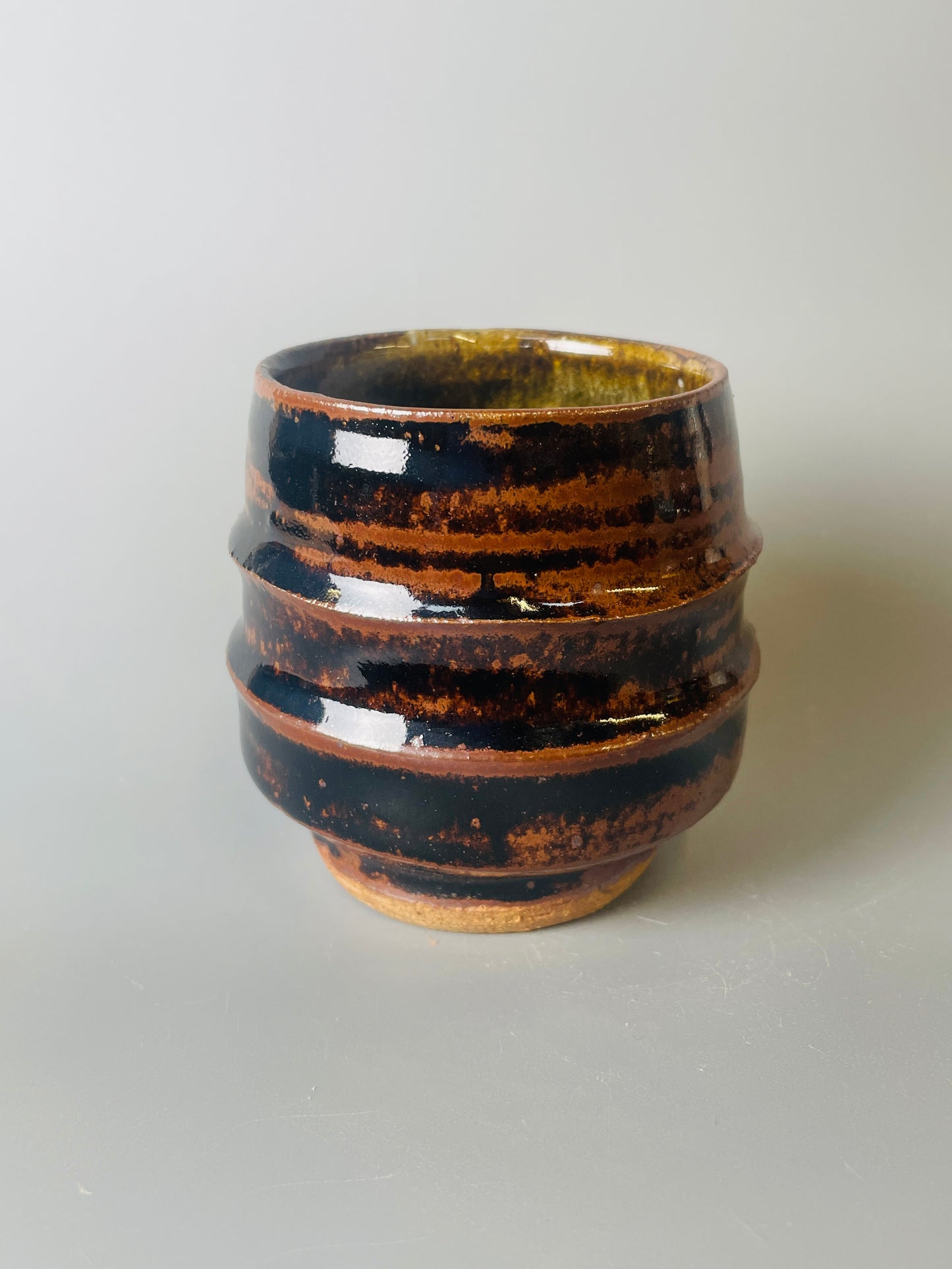 Yunomi, ridged, temmoku T1466