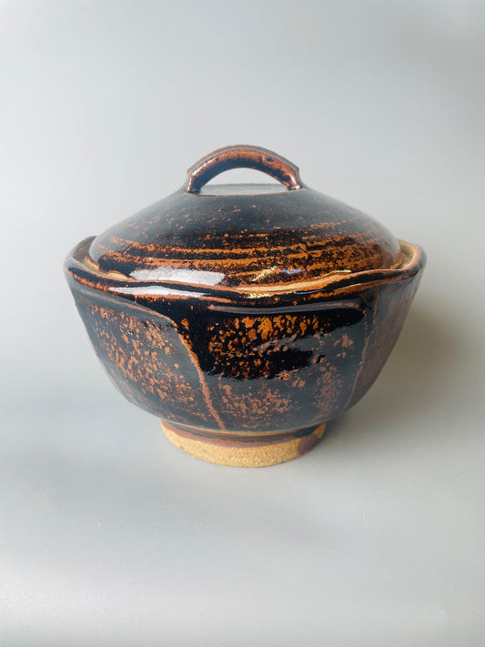 Bowl and cover, faceted, temmoku, T1489