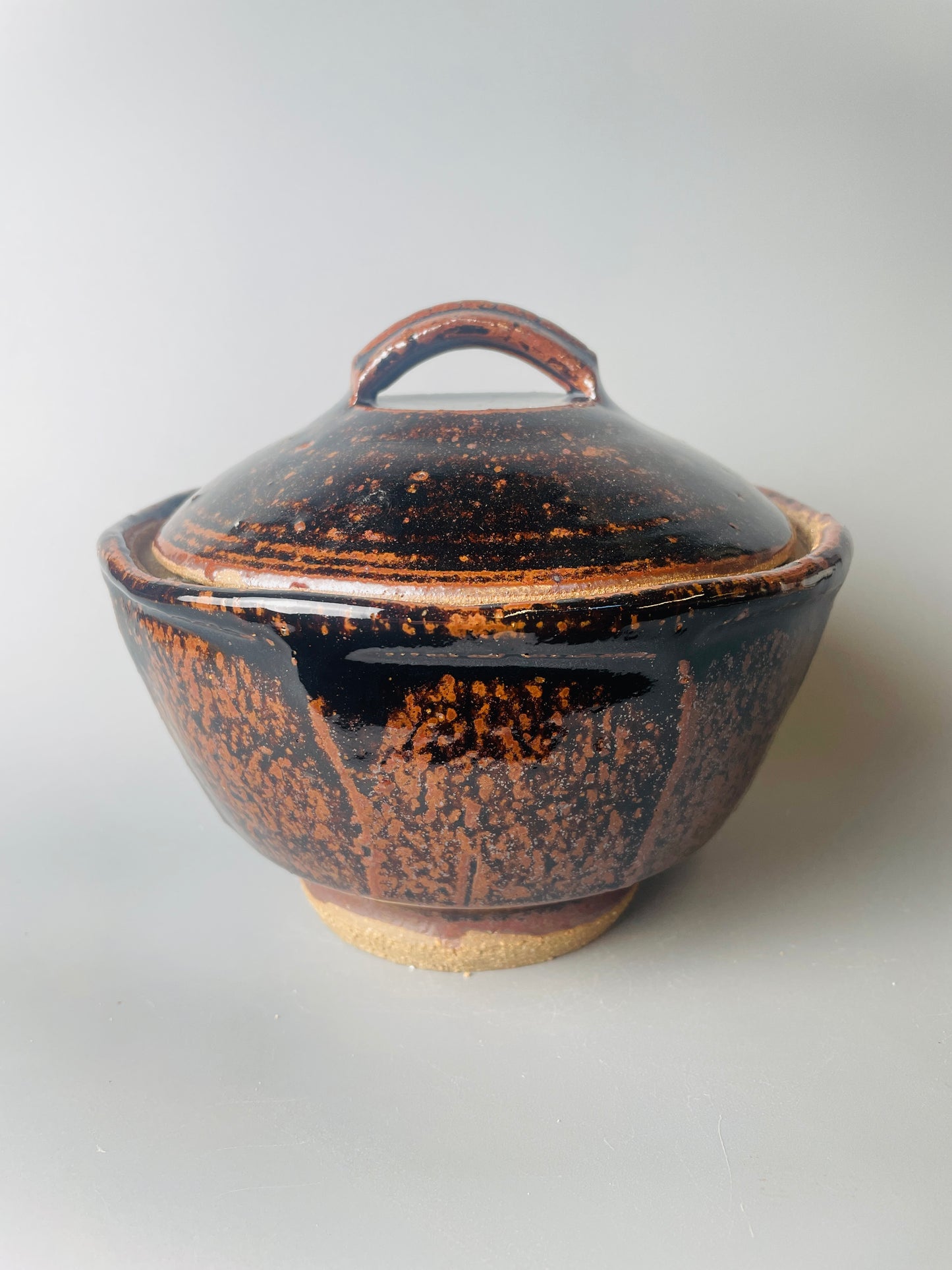 Bowl and cover, faceted, temmoku, T1500