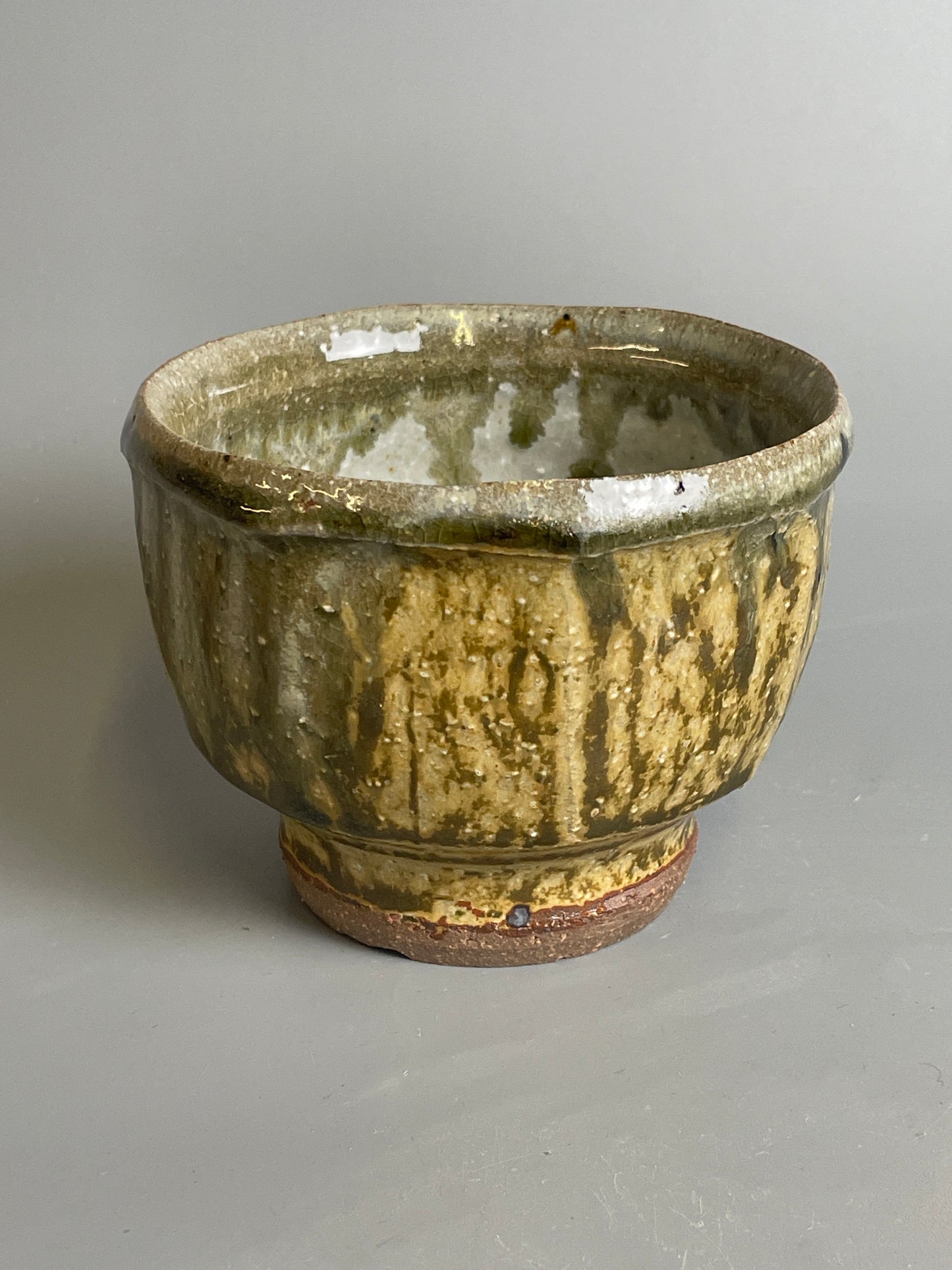 Yunomi, faceted ,ash, nuka, T982