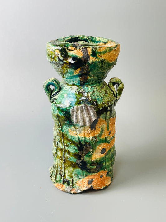 Shiga Oribe hanging kake hanaire, side fired, inclusion body, needle ash, personal marks for AA, A111