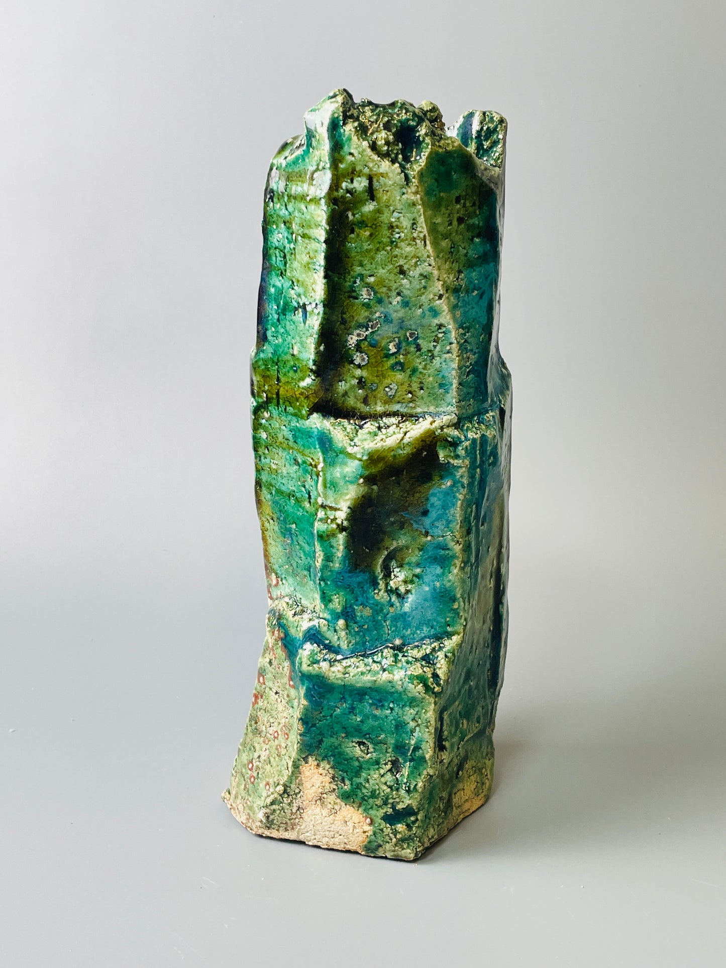 Shiga Oribe mentori hanaire, side fired, inclusion body, needle ash, personal marks for AA, A114