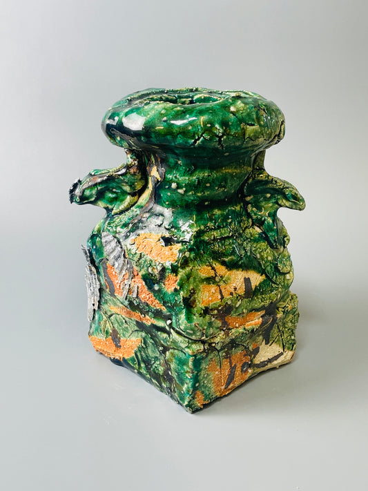 Shiga Oribe hanaire, side fired, inclusion body, needle ash, personal marks for AA, A119