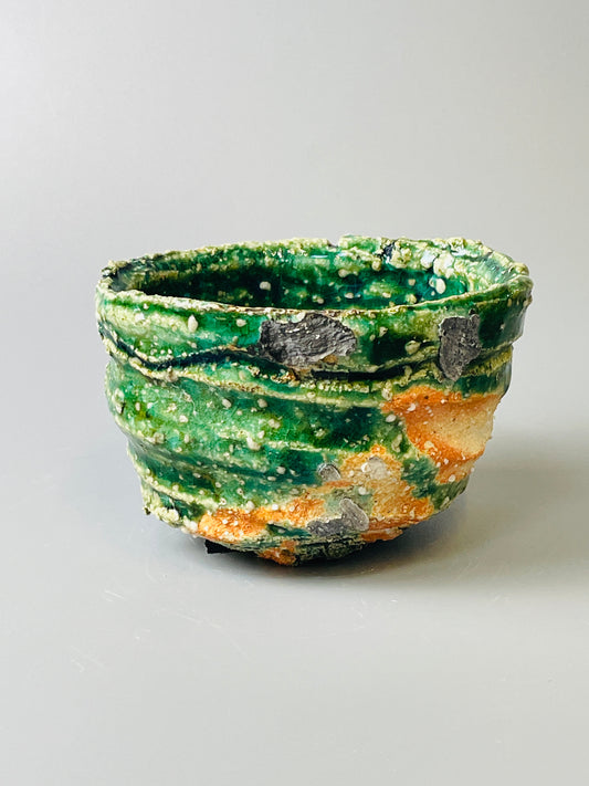 Shiga Oribe chawan, side fired, inclusion body, needle ash, personal marks for AA, A132
