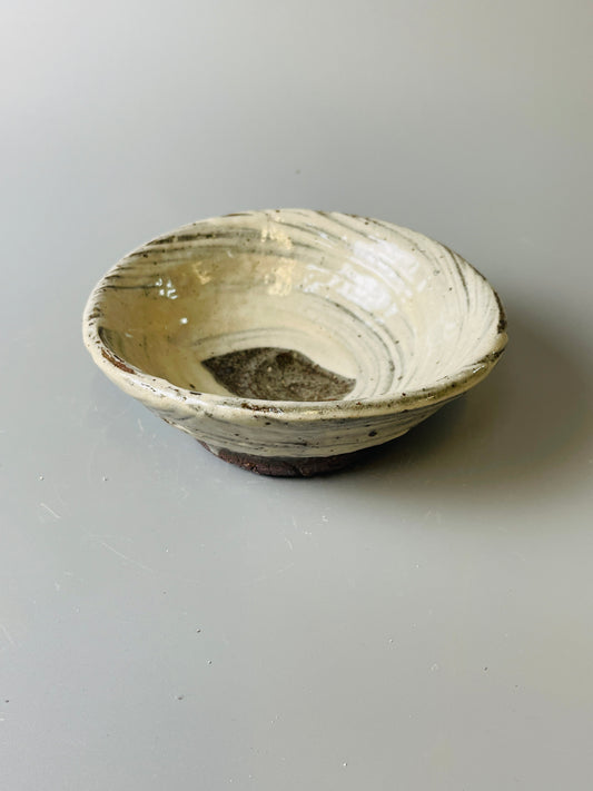 Small bowl, hakeme, ash, T606