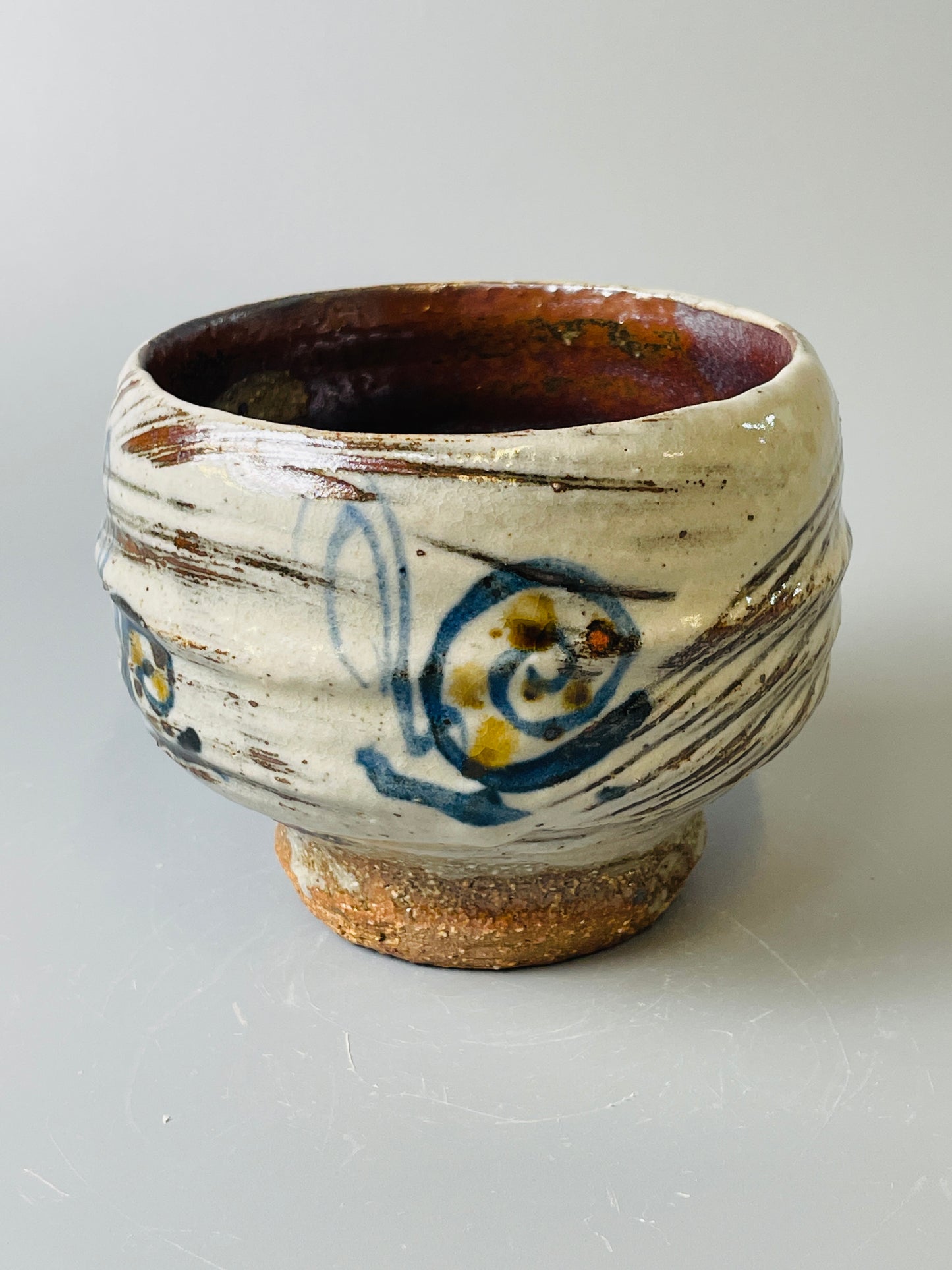Yunomi, hakeme, cobalt, iron T639
