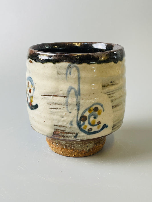 Yunomi, hakeme, cobalt, iron, T674