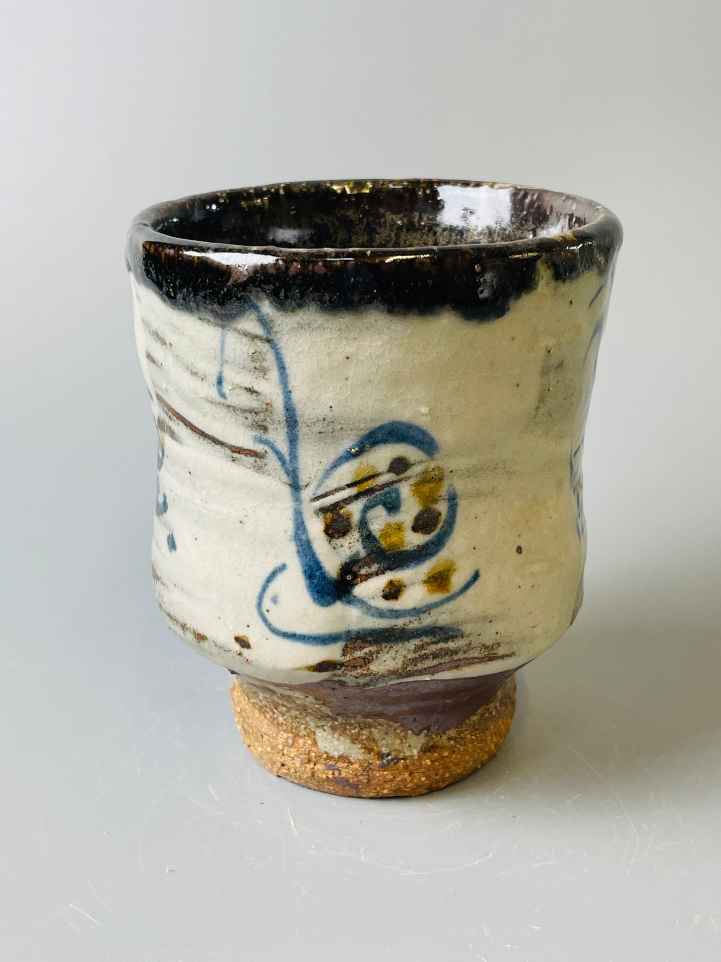 Yunomi, hakeme, cobalt, iron, T683