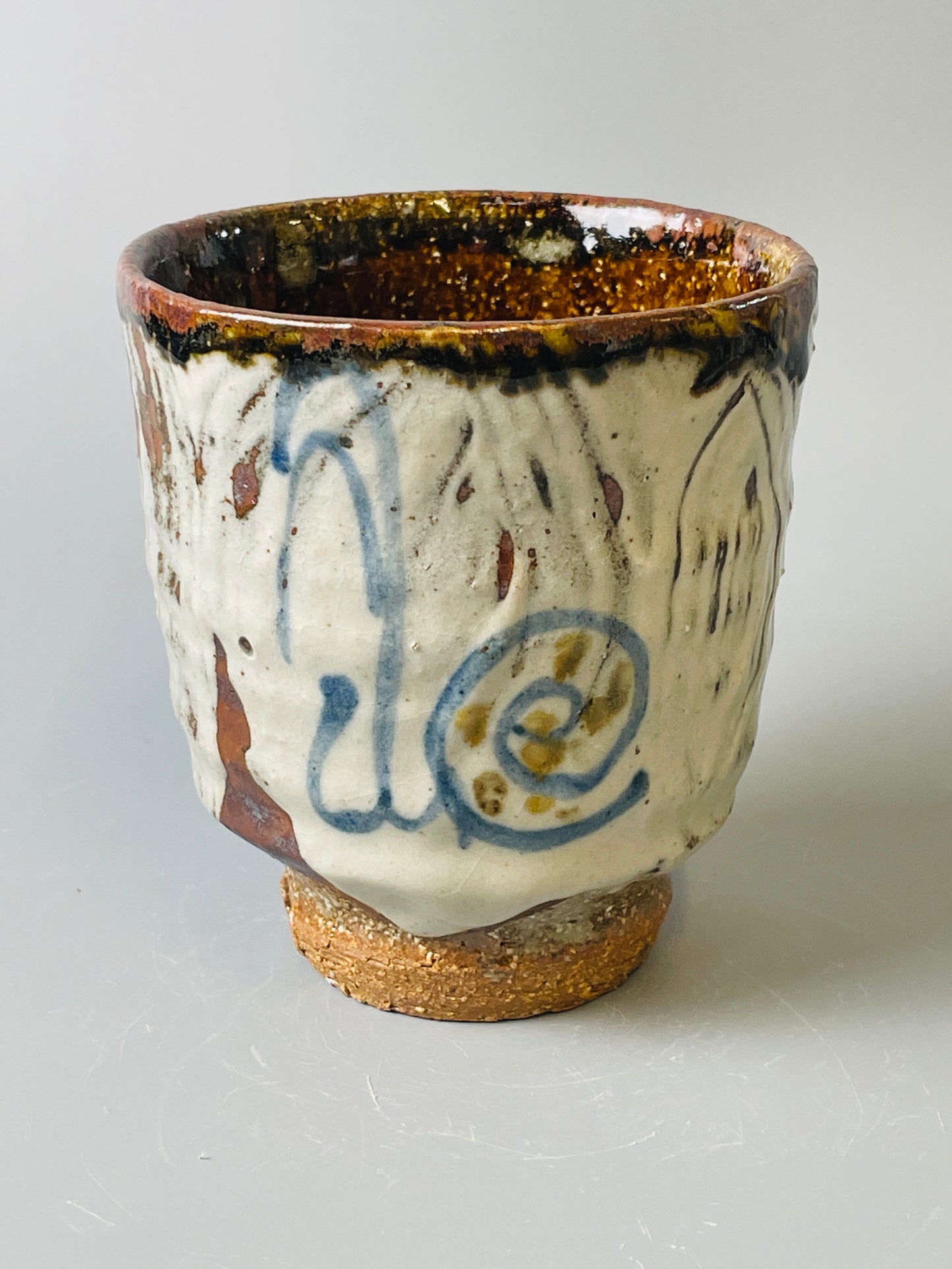 Yunomi, hakeme, cobalt, iron, T698