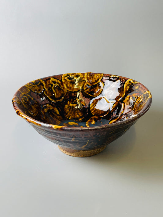 Wide bowl, hakeme, iron, cobalt T724